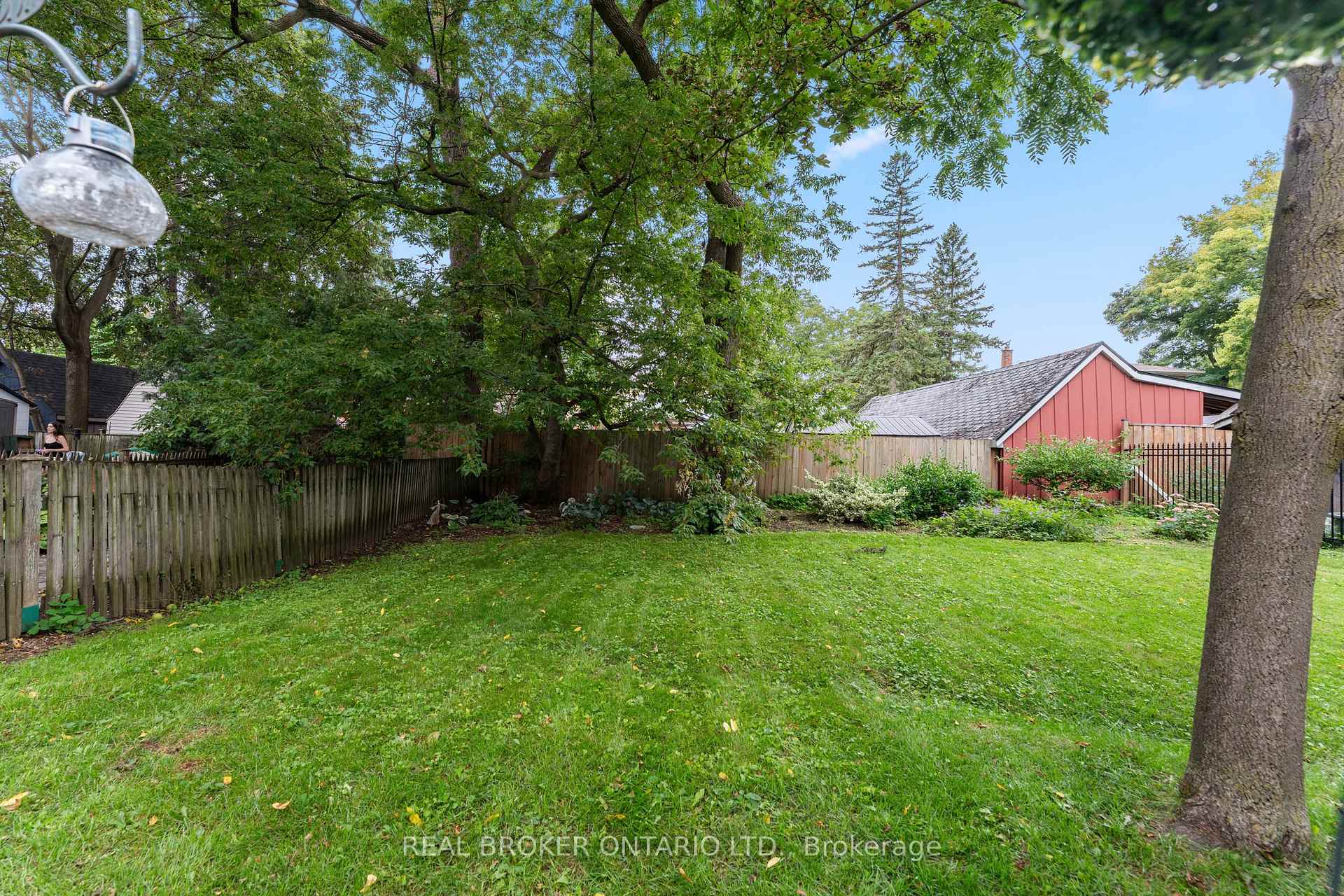 Photo 36 of Unit 3, 36 Albert Street, Markham, Old Markham Village — HOMEH