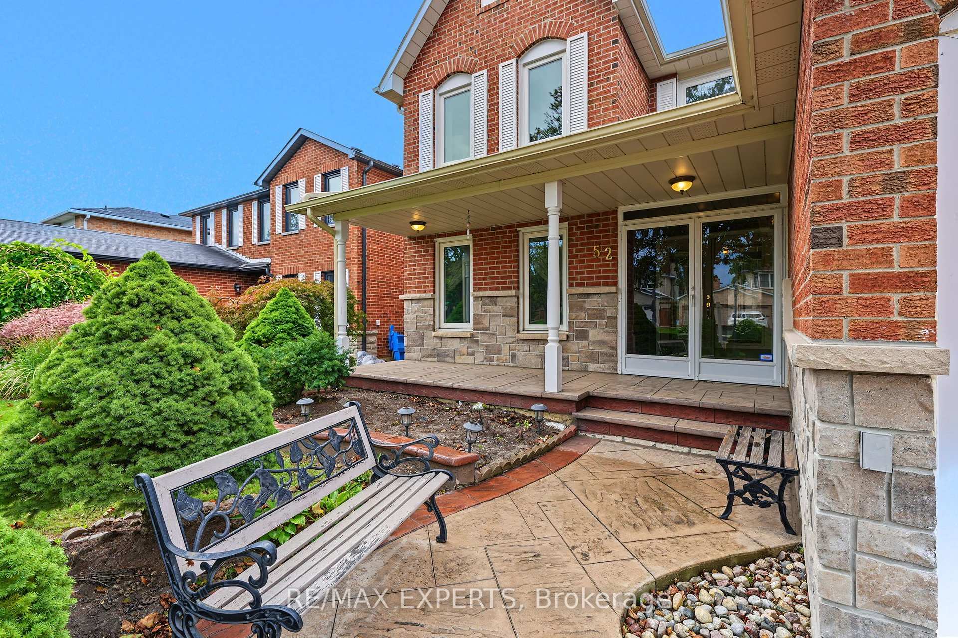 Photo 3 of 52 Westchester Boulevard, Caledon, Bolton North — HOMEH