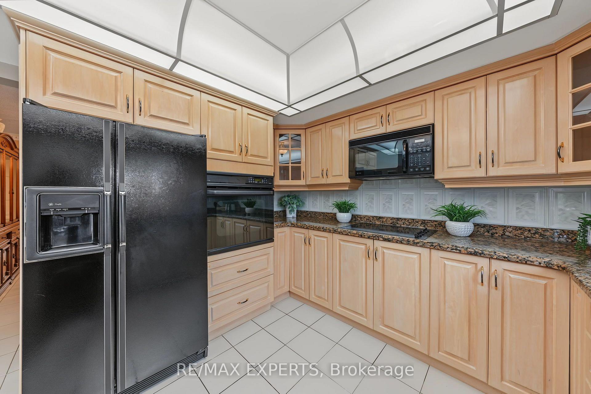 Photo 15 of 52 Westchester Boulevard, Caledon, Bolton North — HOMEH