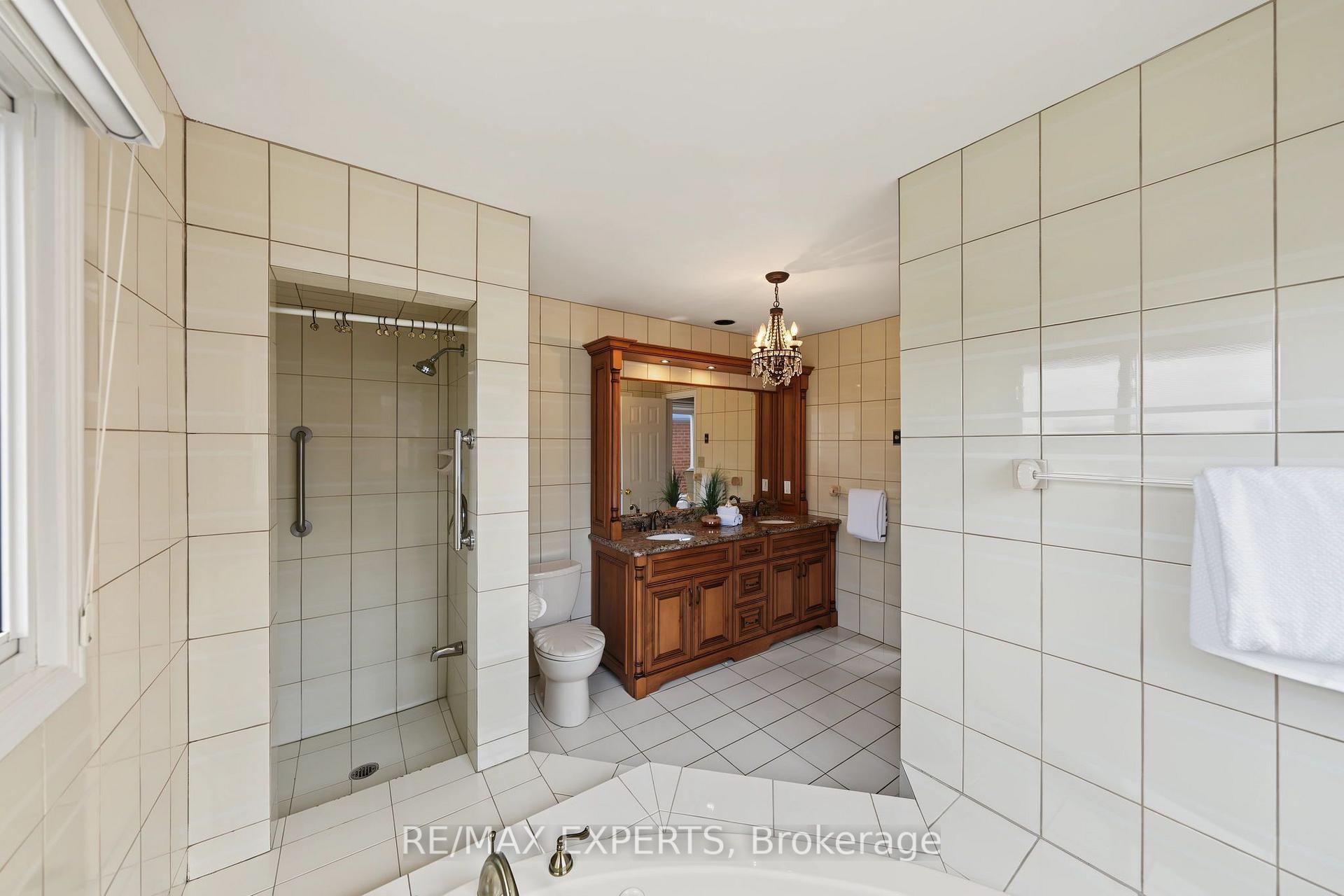 Photo 27 of 52 Westchester Boulevard, Caledon, Bolton North — HOMEH