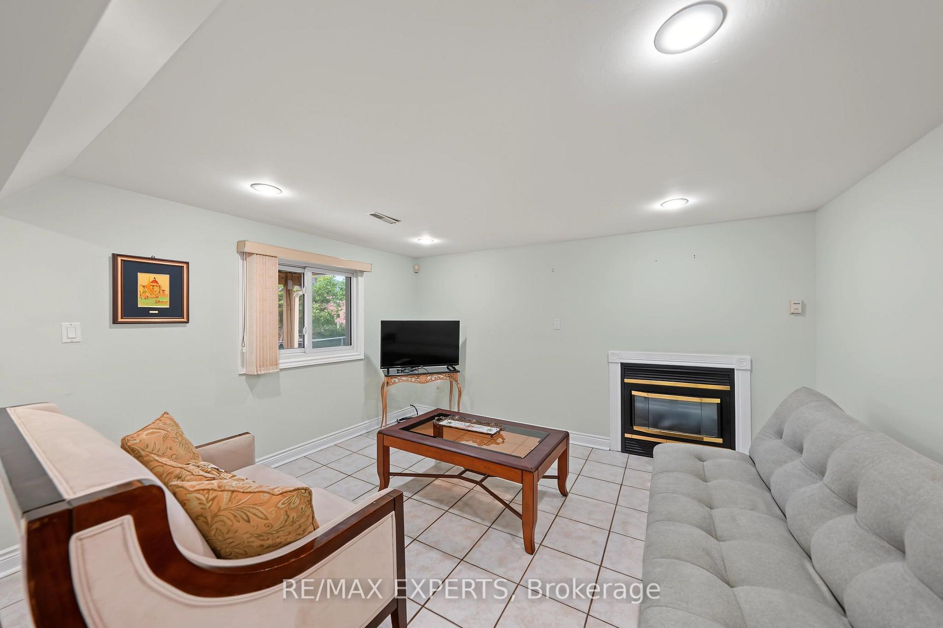 Photo 41 of 52 Westchester Boulevard, Caledon, Bolton North — HOMEH
