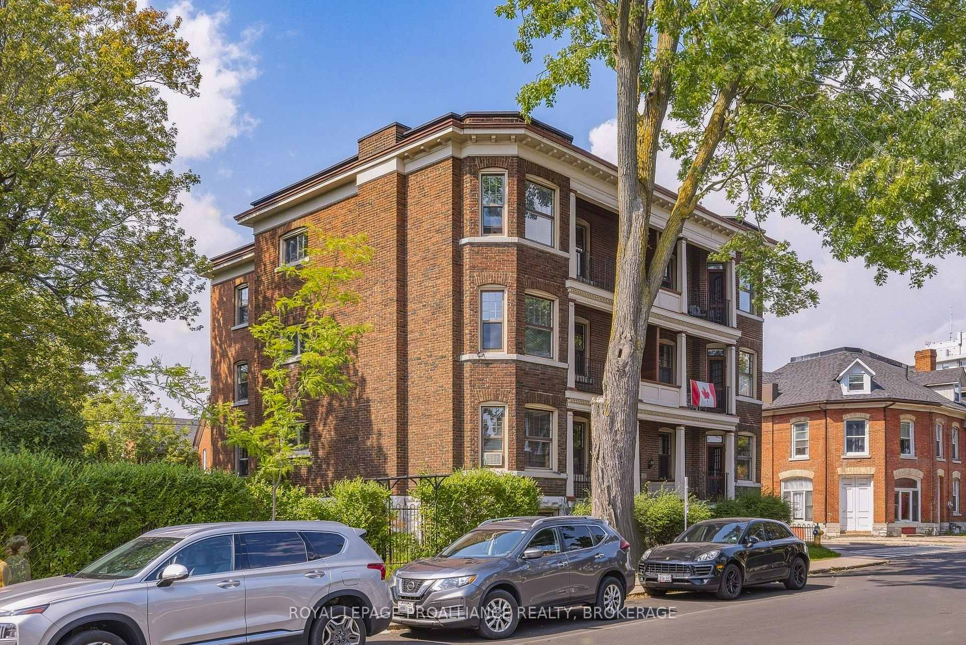 Photo 3 of Unit 5, 244 Barrie Street, Kingston, Central City East — HOMEH