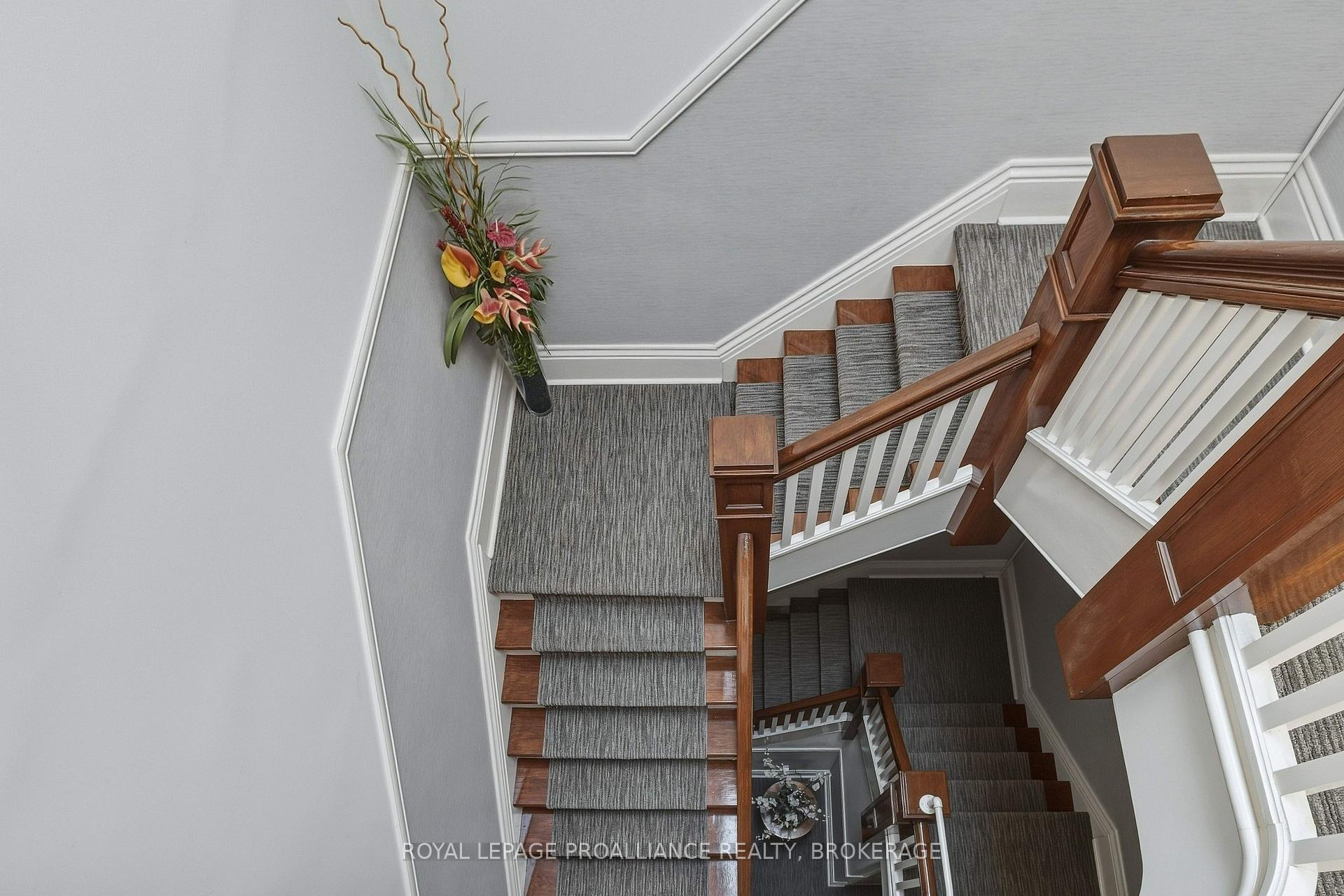 Photo 37 of Unit 5, 244 Barrie Street, Kingston, Central City East — HOMEH
