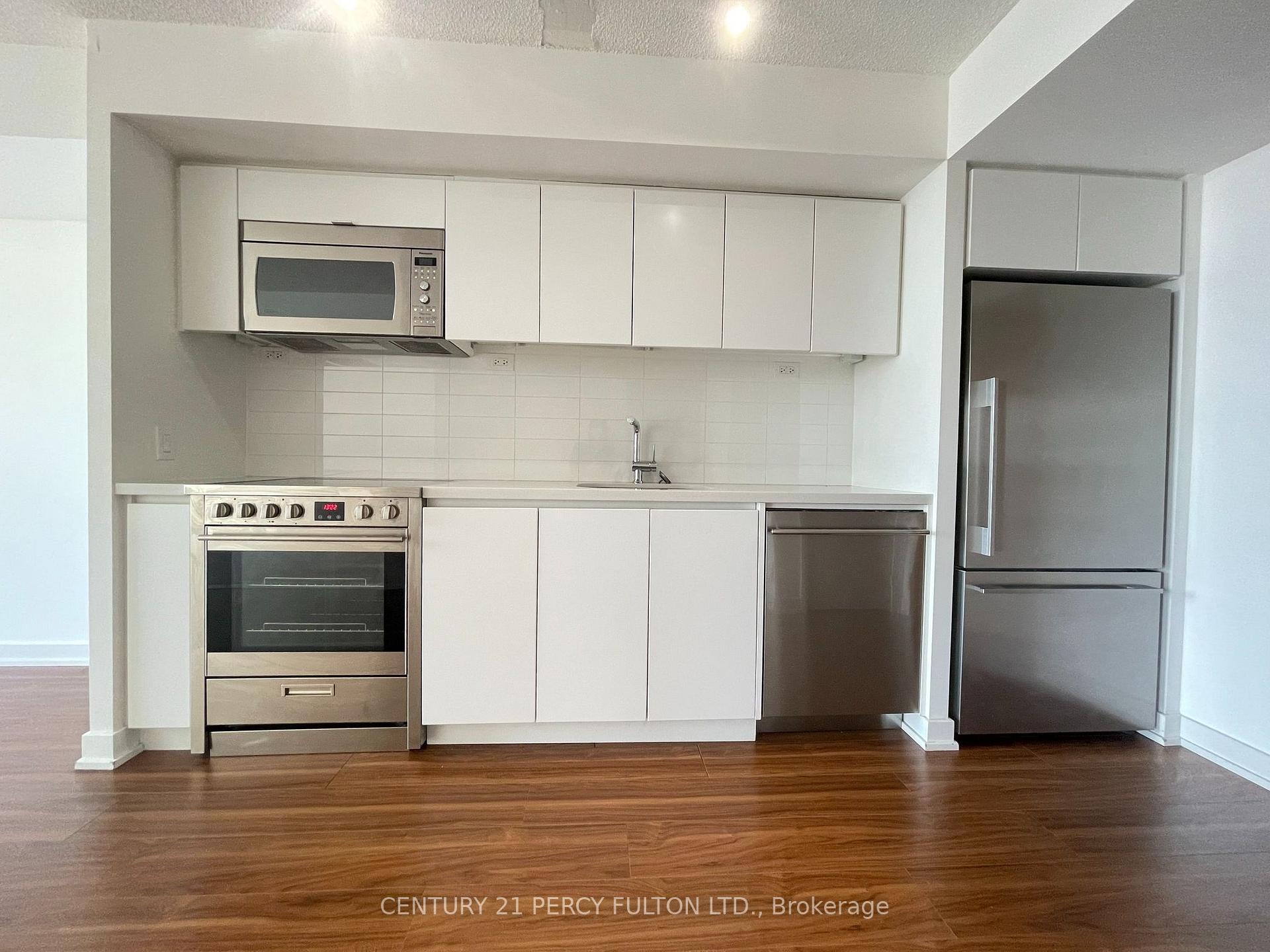 Photo 7 of Unit 1811, 85 Queens Wharf Road, Toronto, Waterfront Communities — HOMEH