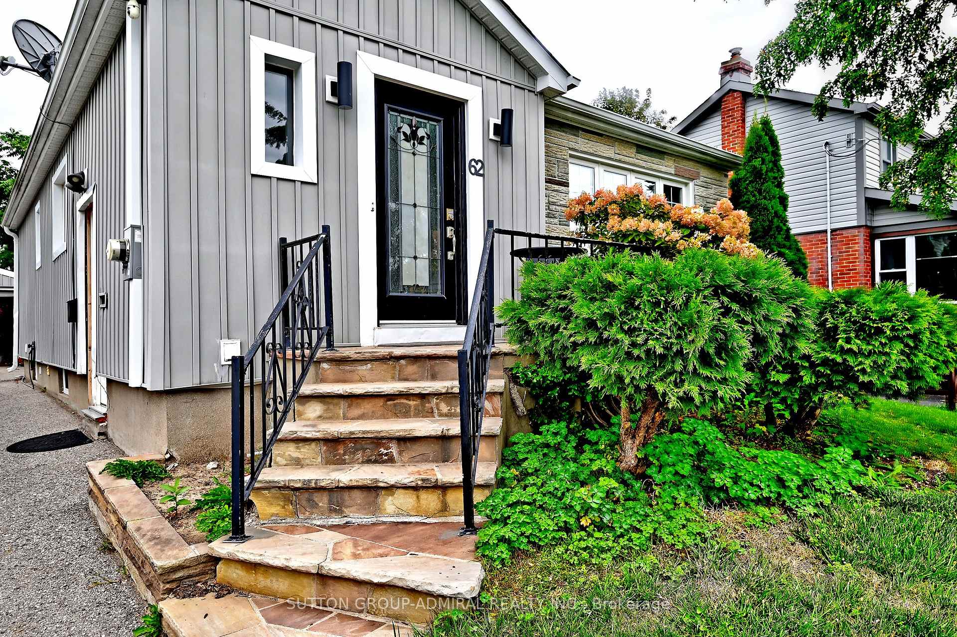 Photo 3 of 62 Wilson Road S, Oshawa, Central — HOMEH