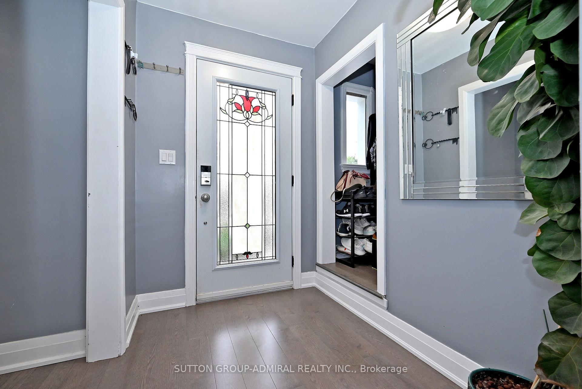 Photo 4 of 62 Wilson Road S, Oshawa, Central — HOMEH