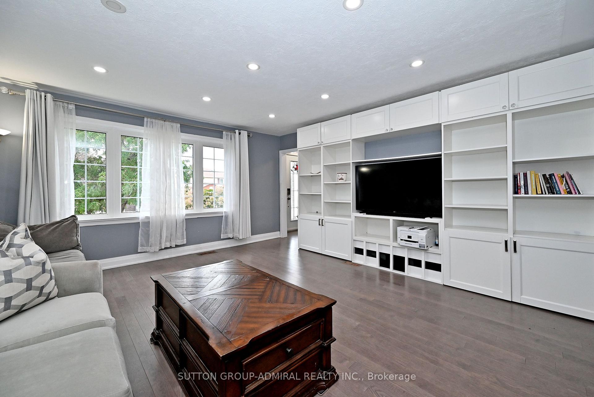Photo 7 of 62 Wilson Road S, Oshawa, Central — HOMEH