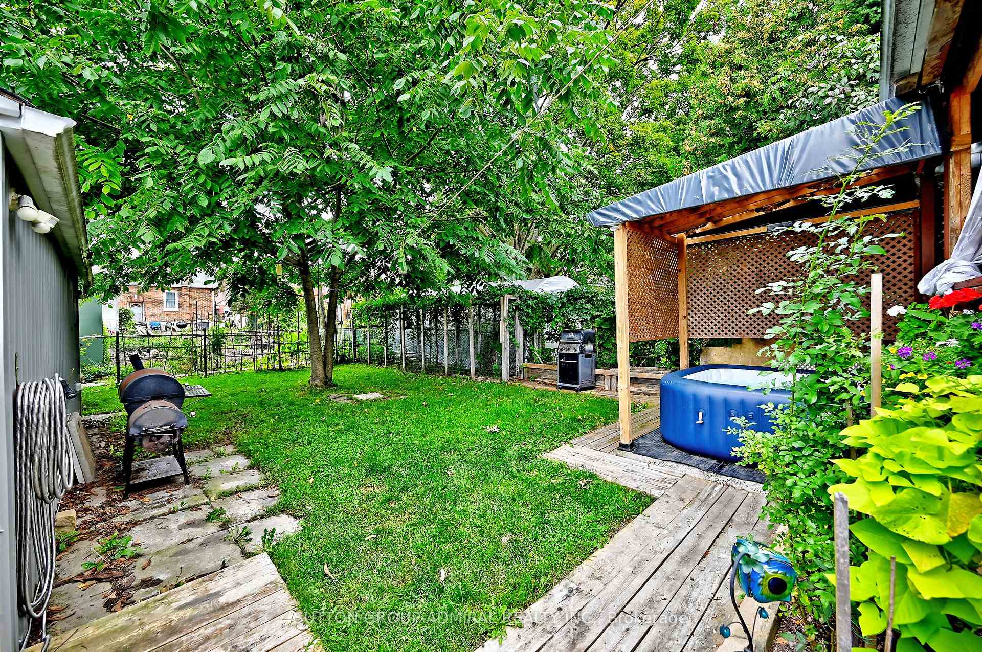 Photo 27 of 62 Wilson Road S, Oshawa, Central — HOMEH
