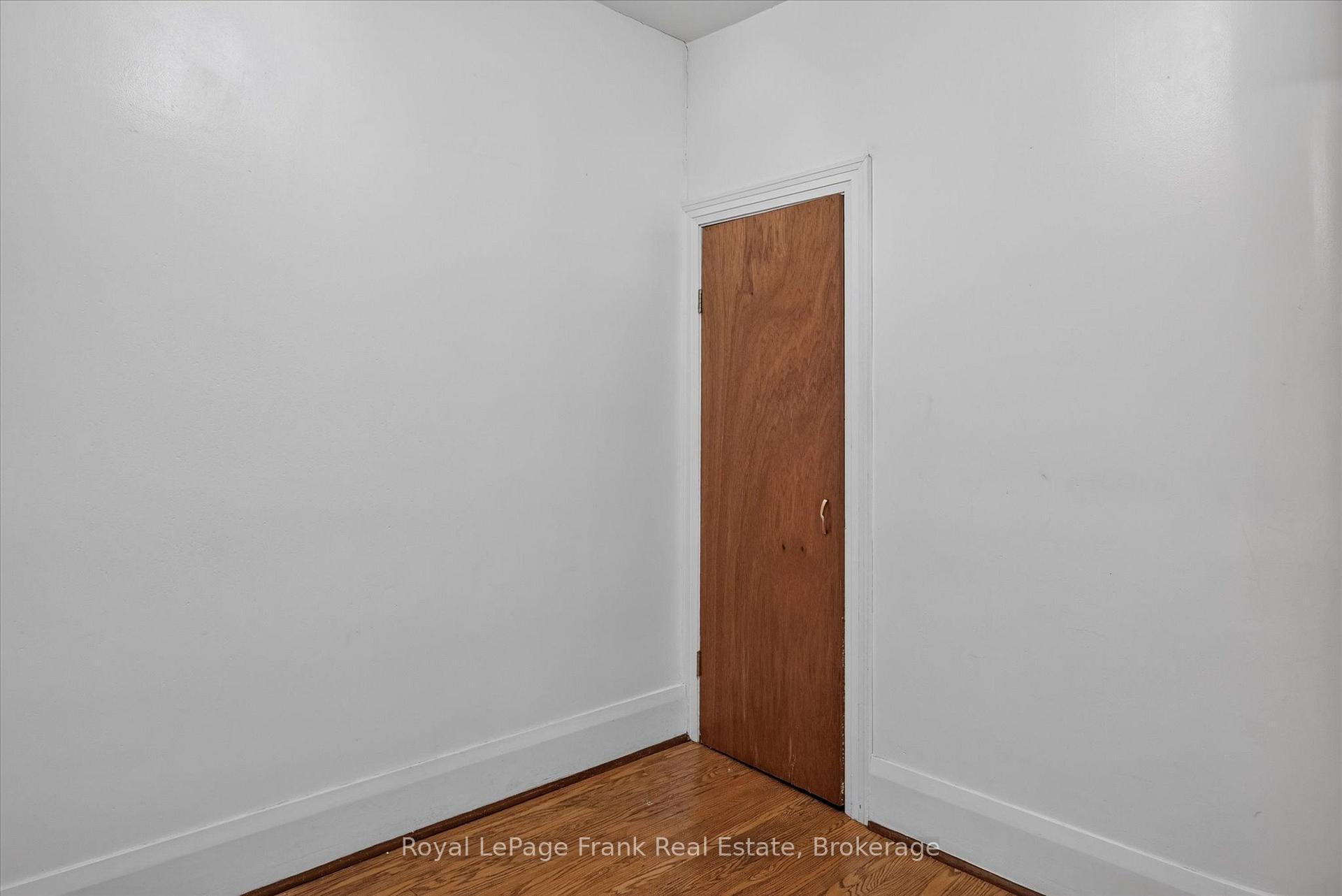 Photo 27 of 466 Edison Avenue, Peterborough, Otonabee Ward 1 — HOMEH