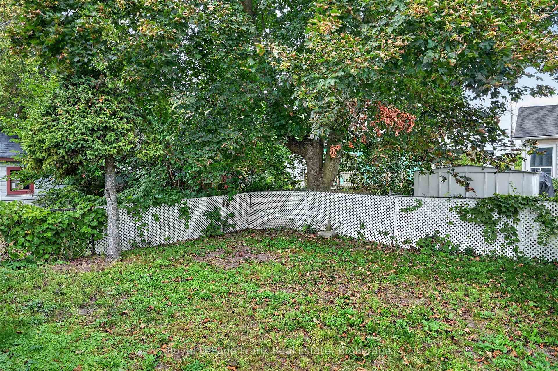 Photo 35 of 466 Edison Avenue, Peterborough, Otonabee Ward 1 — HOMEH