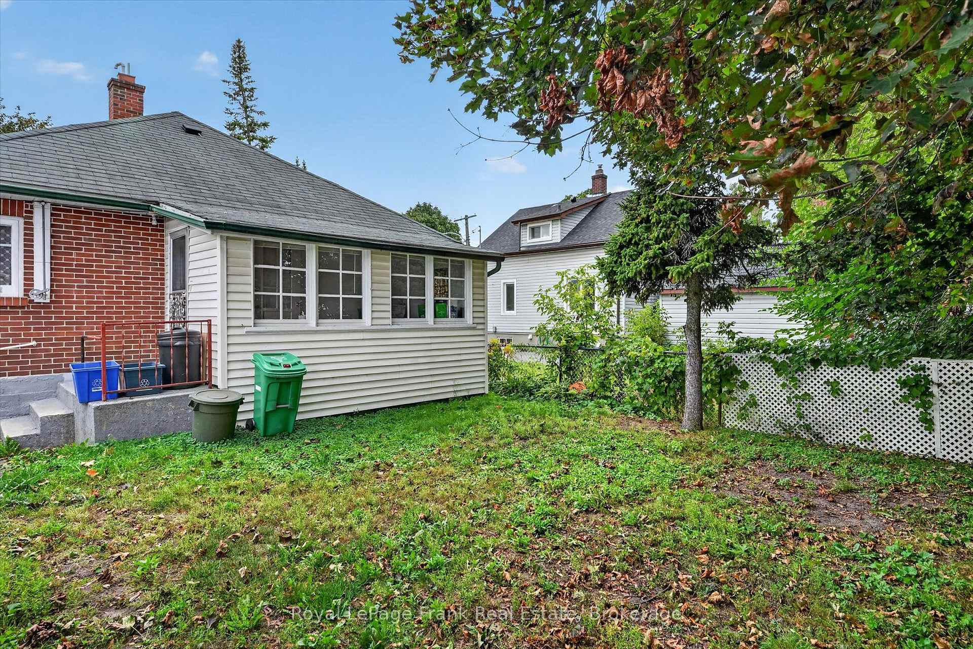 Photo 38 of 466 Edison Avenue, Peterborough, Otonabee Ward 1 — HOMEH