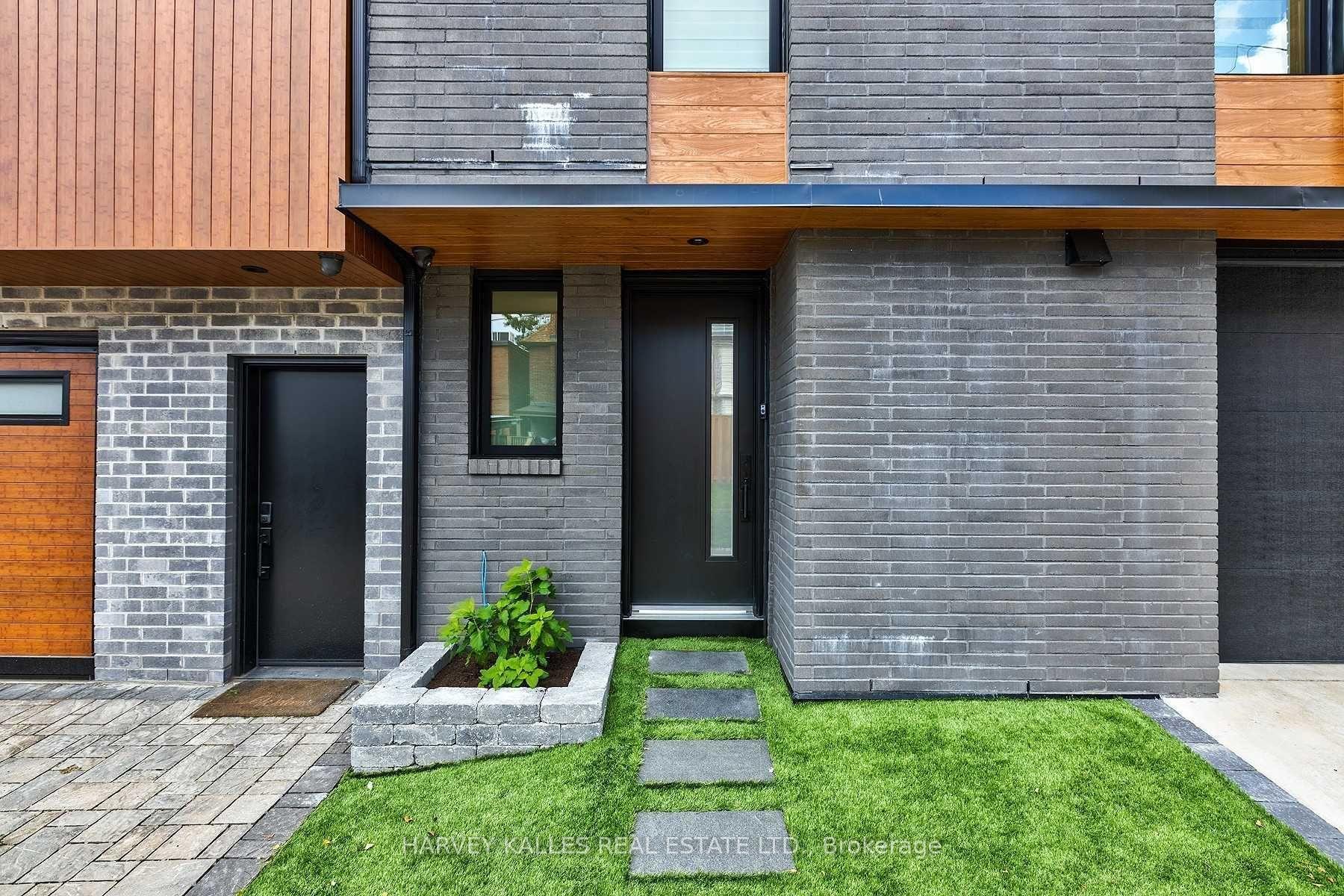 Front of 165R Wychwood Avenue
