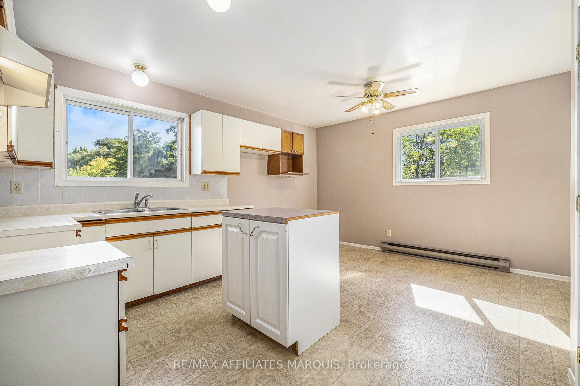 Photo 12 of 71 Stephen Street, Smiths Falls, Smiths Falls — HOMEH