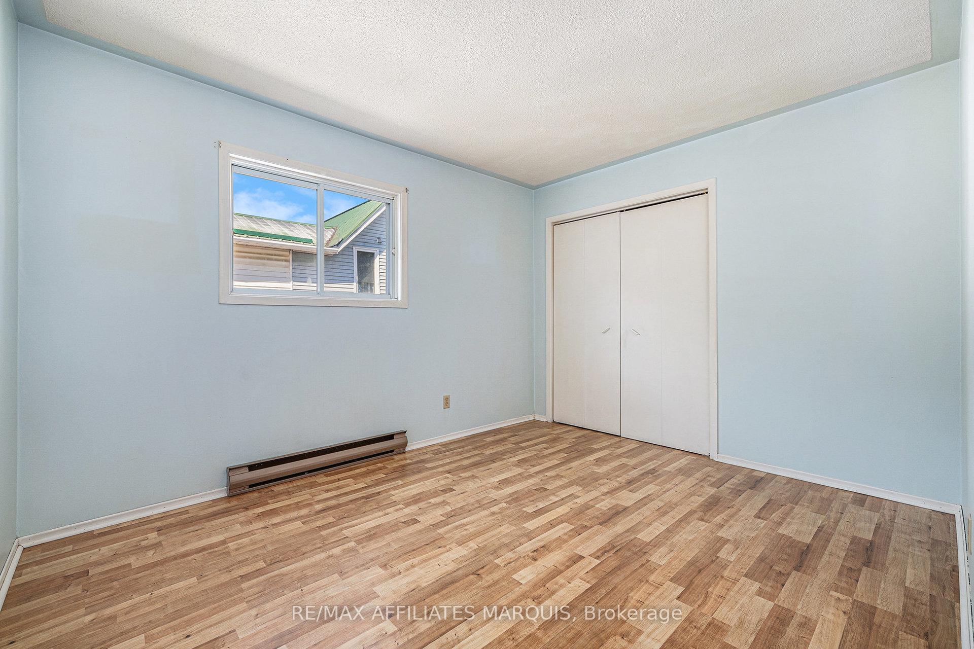 Photo 23 of 71 Stephen Street, Smiths Falls, Smiths Falls — HOMEH