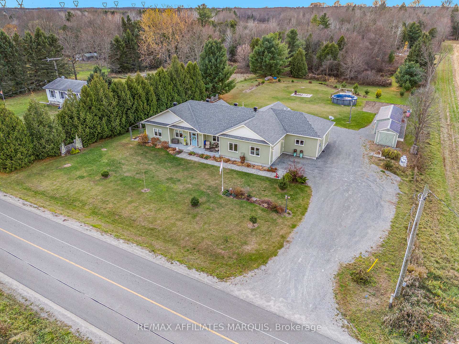 Photo 2 of 100 Summers Road, Rideau Lakes, Rideau Lakes (South Crosby) Twp — HOMEH