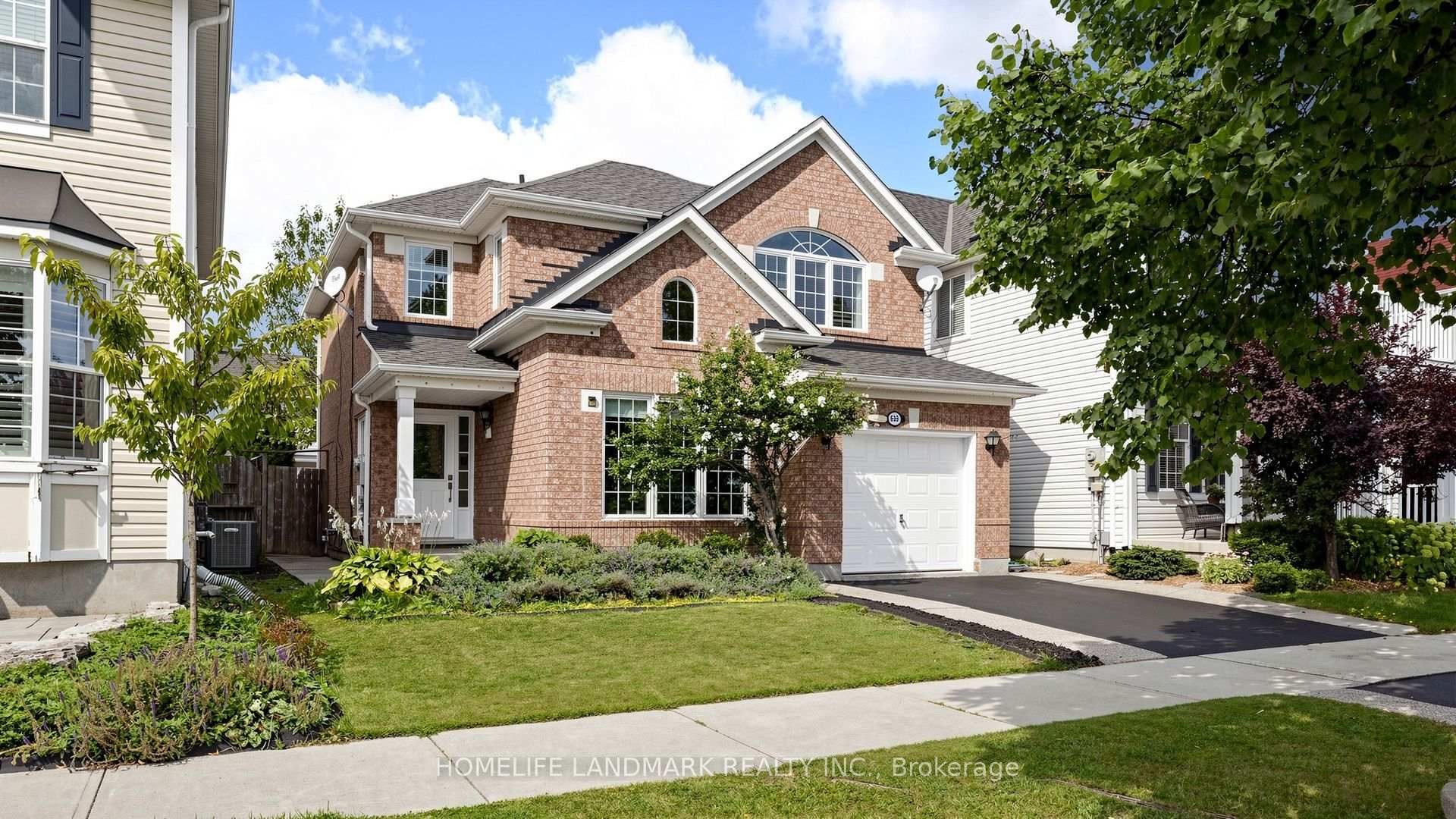 Photo 3 of 639 Bennett Boulevard, Milton, Beaty — HOMEH