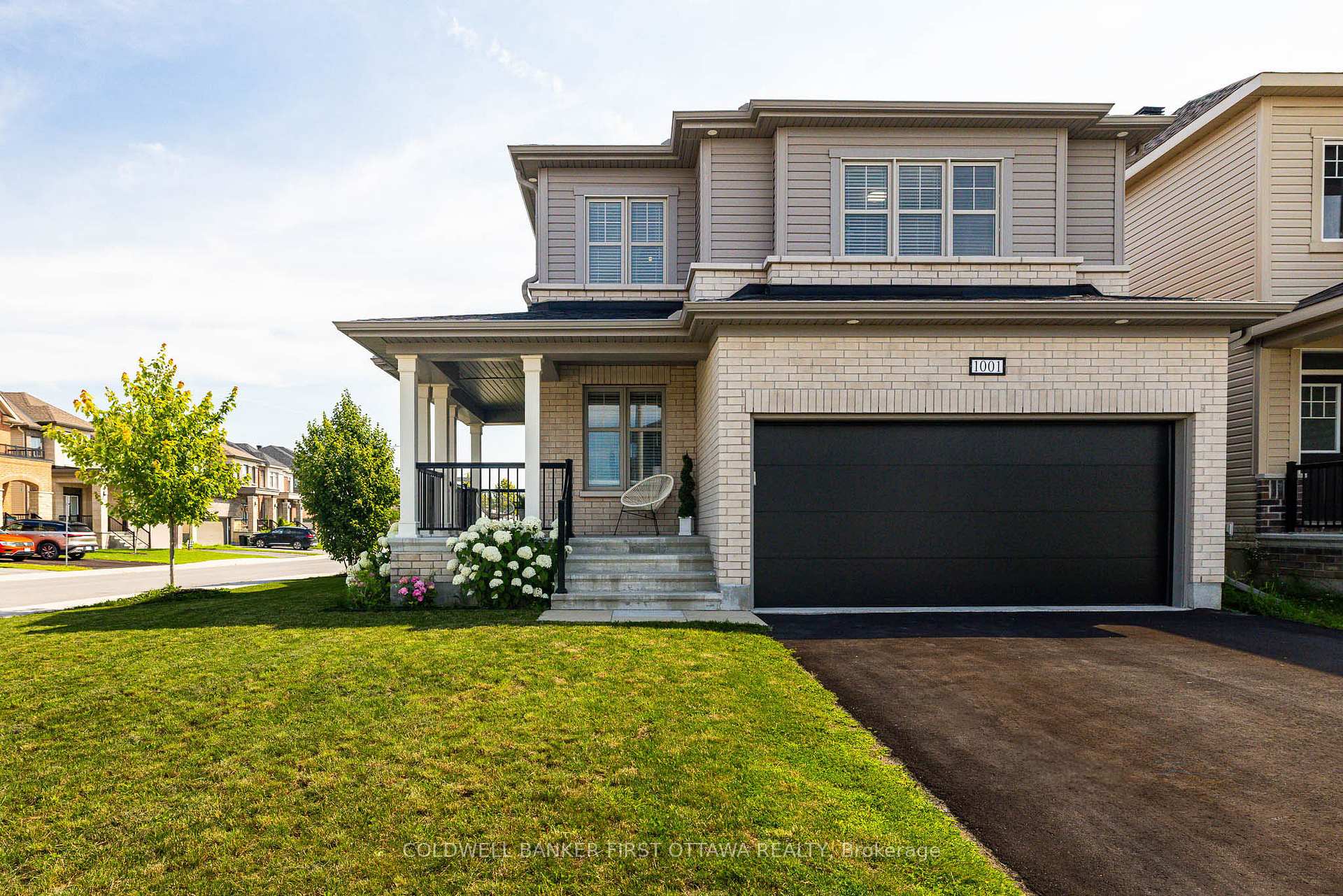 Photo 2 of 1001 Manege Street, Ottawa, Stittsville (South) — HOMEH