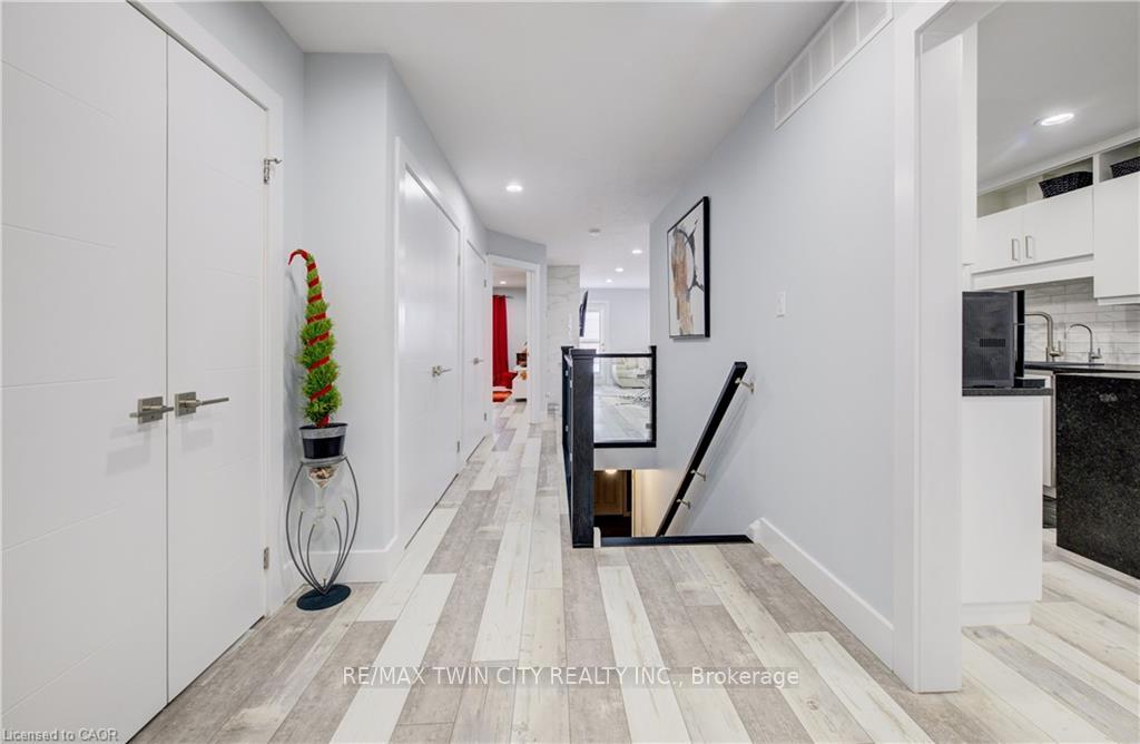 Photo 5 of Unit 18, 10 Isherwood Avenue, Cambridge, Galt City Centre — HOMEH