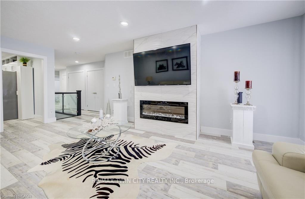 Photo 13 of Unit 18, 10 Isherwood Avenue, Cambridge, Galt City Centre — HOMEH