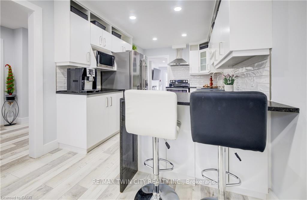 Photo 18 of Unit 18, 10 Isherwood Avenue, Cambridge, Galt City Centre — HOMEH