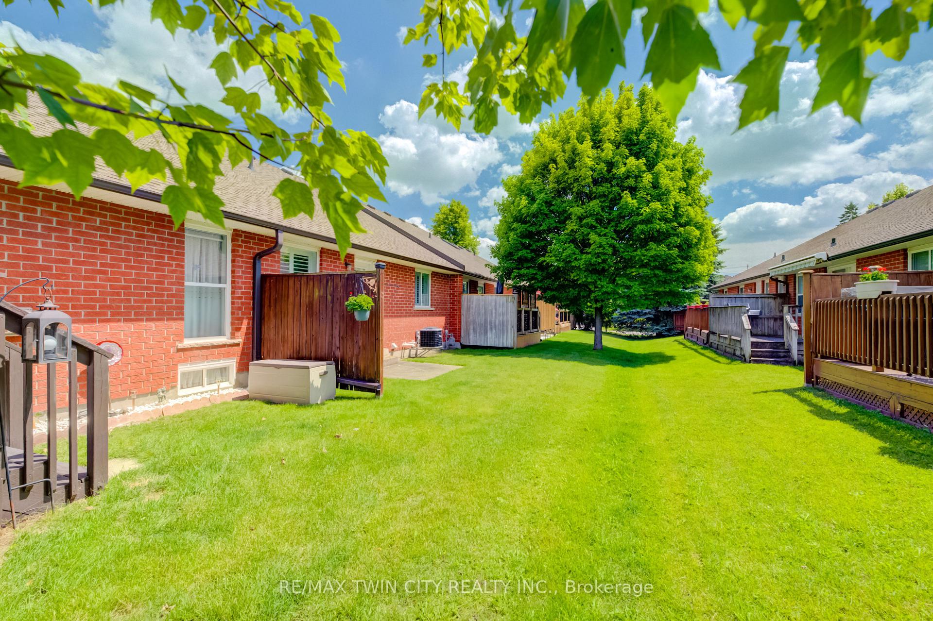 Photo 34 of Unit 18, 10 Isherwood Avenue, Cambridge, Galt City Centre — HOMEH