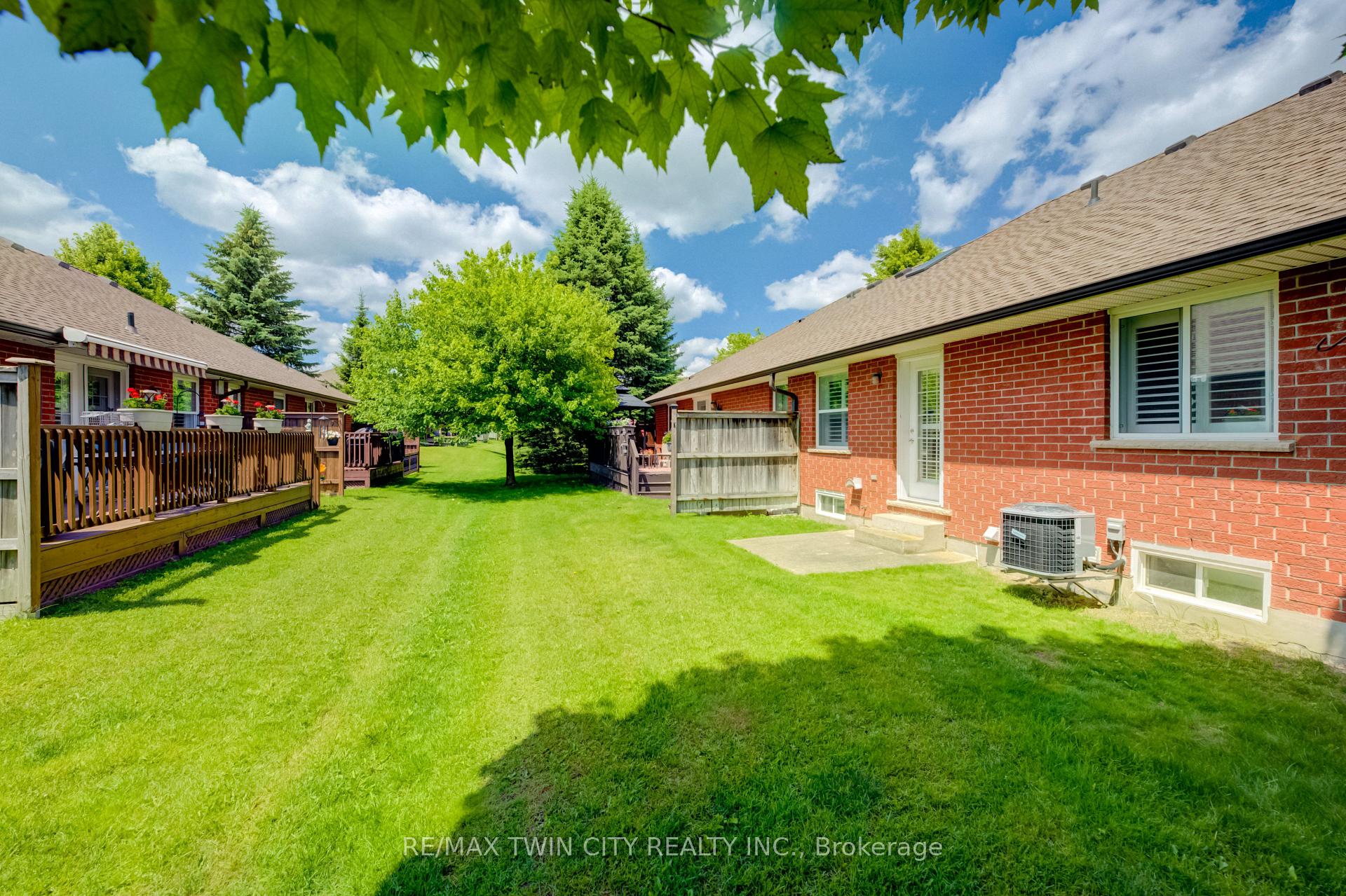 Photo 36 of Unit 18, 10 Isherwood Avenue, Cambridge, Galt City Centre — HOMEH