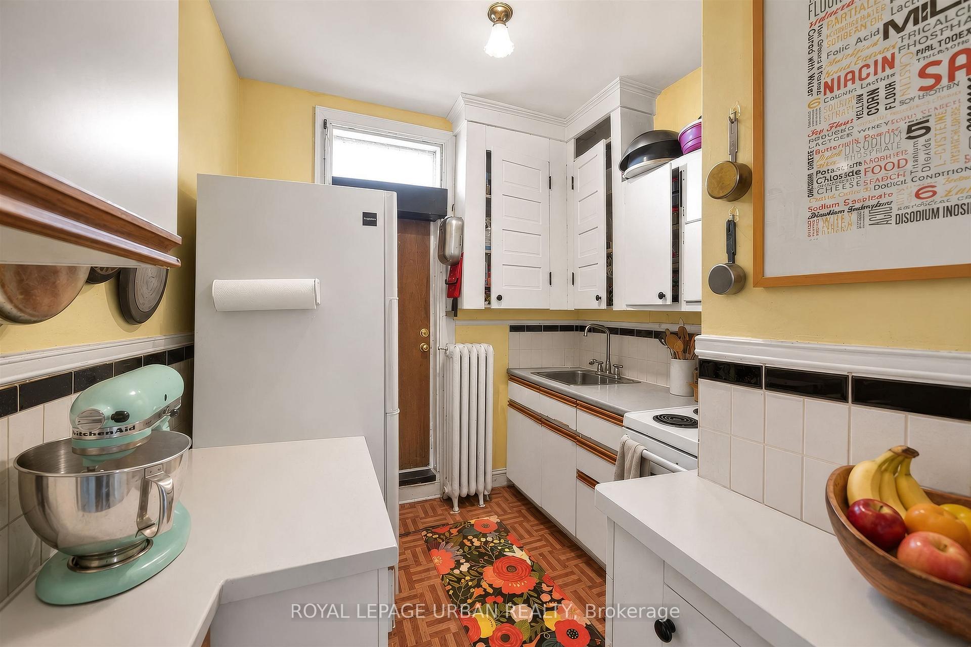 Photo 5 of 244 Indian Road, Toronto, High Park-Swansea — HOMEH