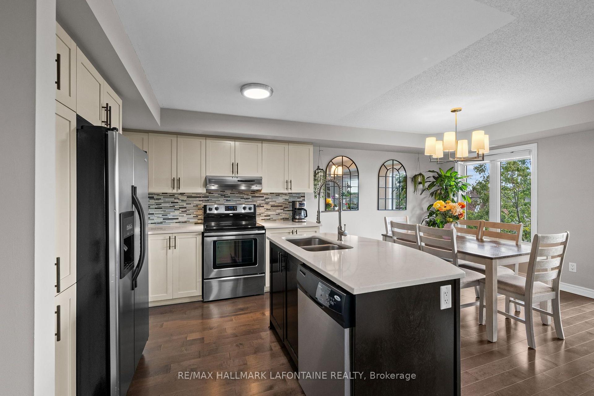 Photo 4 of Unit 7, 585 Stonefield Private, Ottawa, Barrhaven East — HOMEH