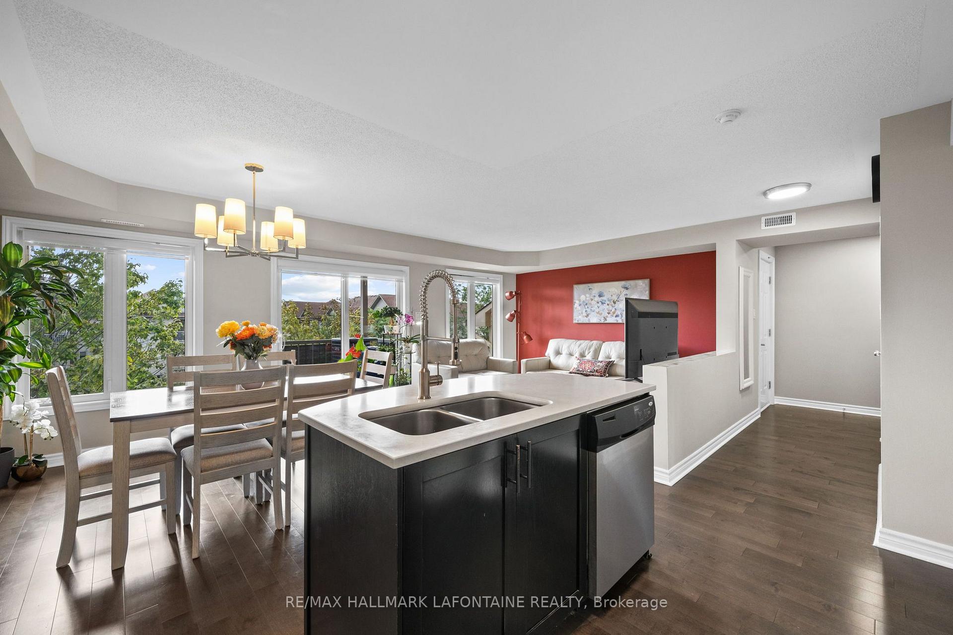 Photo 8 of Unit 7, 585 Stonefield Private, Ottawa, Barrhaven East — HOMEH