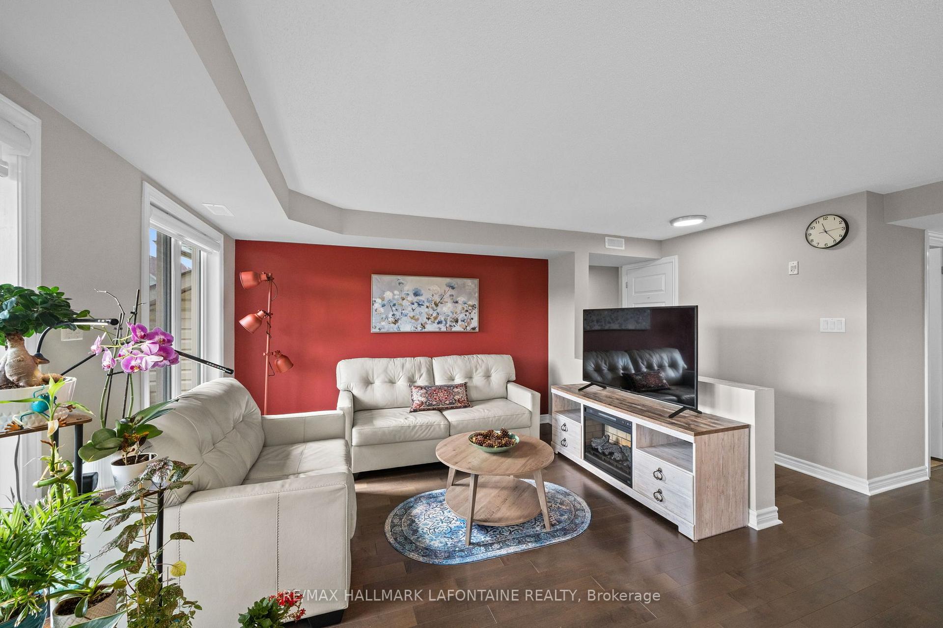 Photo 11 of Unit 7, 585 Stonefield Private, Ottawa, Barrhaven East — HOMEH