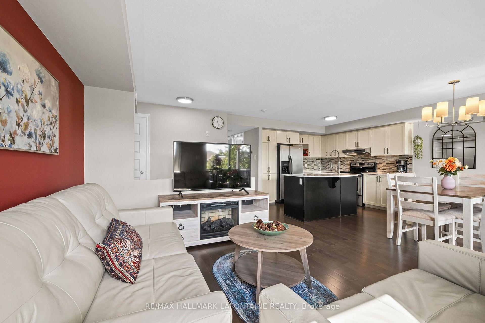 Photo 13 of Unit 7, 585 Stonefield Private, Ottawa, Barrhaven East — HOMEH