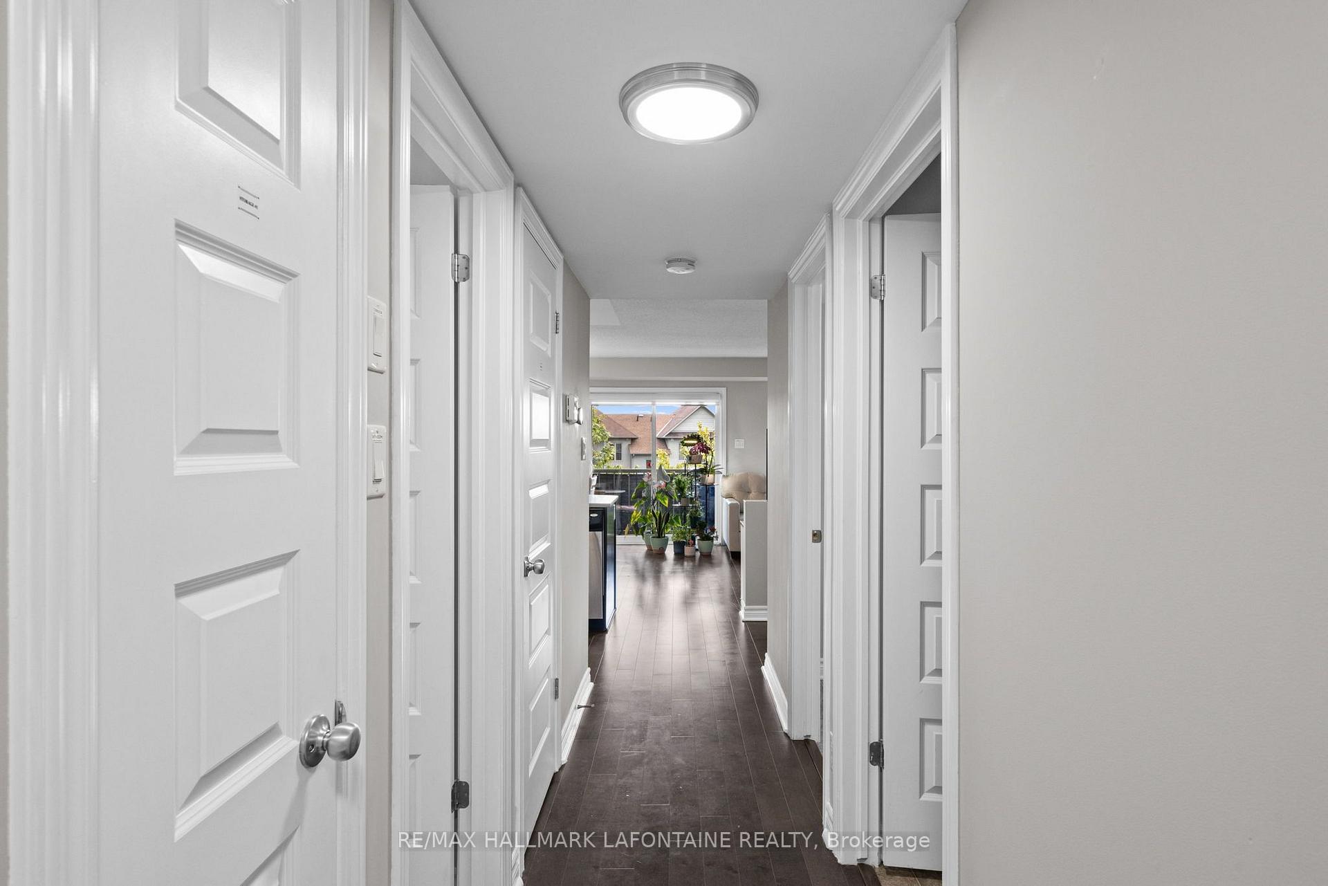 Photo 15 of Unit 7, 585 Stonefield Private, Ottawa, Barrhaven East — HOMEH