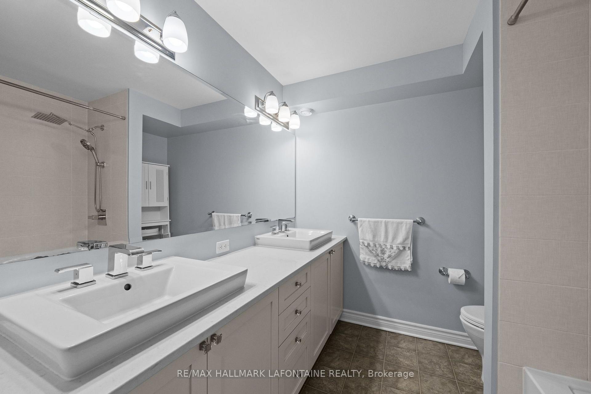 Photo 20 of Unit 7, 585 Stonefield Private, Ottawa, Barrhaven East — HOMEH