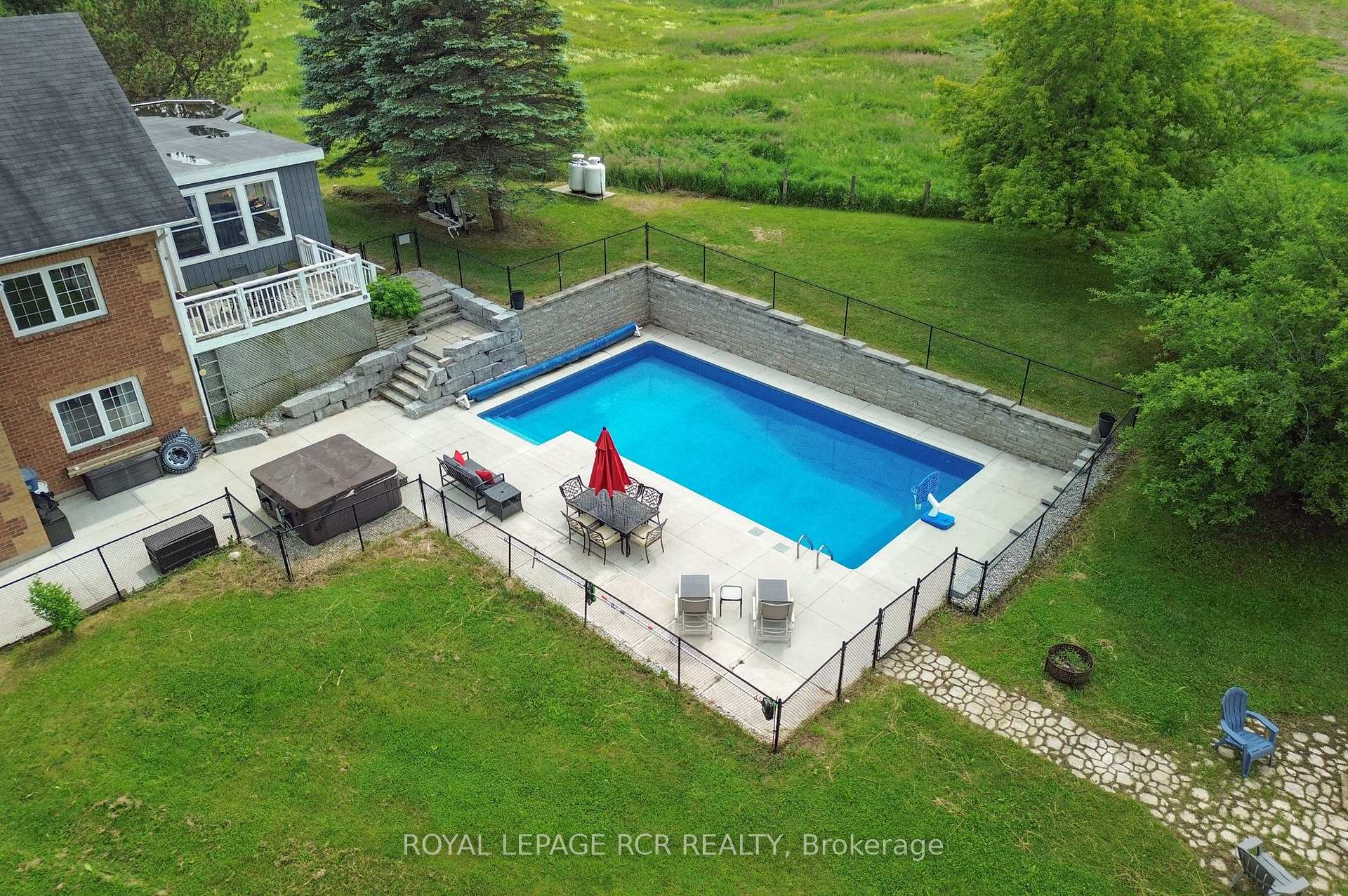Photo 25 of 4314 BeechGrove Side Road, Caledon, Caledon Village — HOMEH