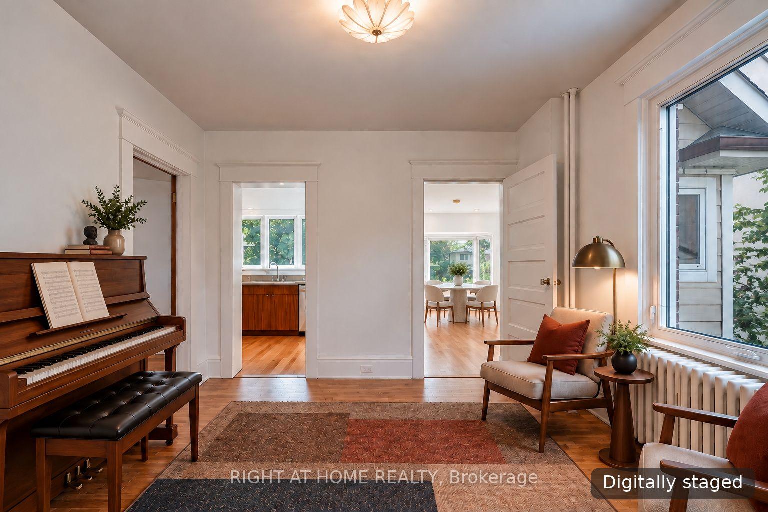 Photo 17 of 32 Belcourt Road, Toronto, Mount Pleasant East — HOMEH