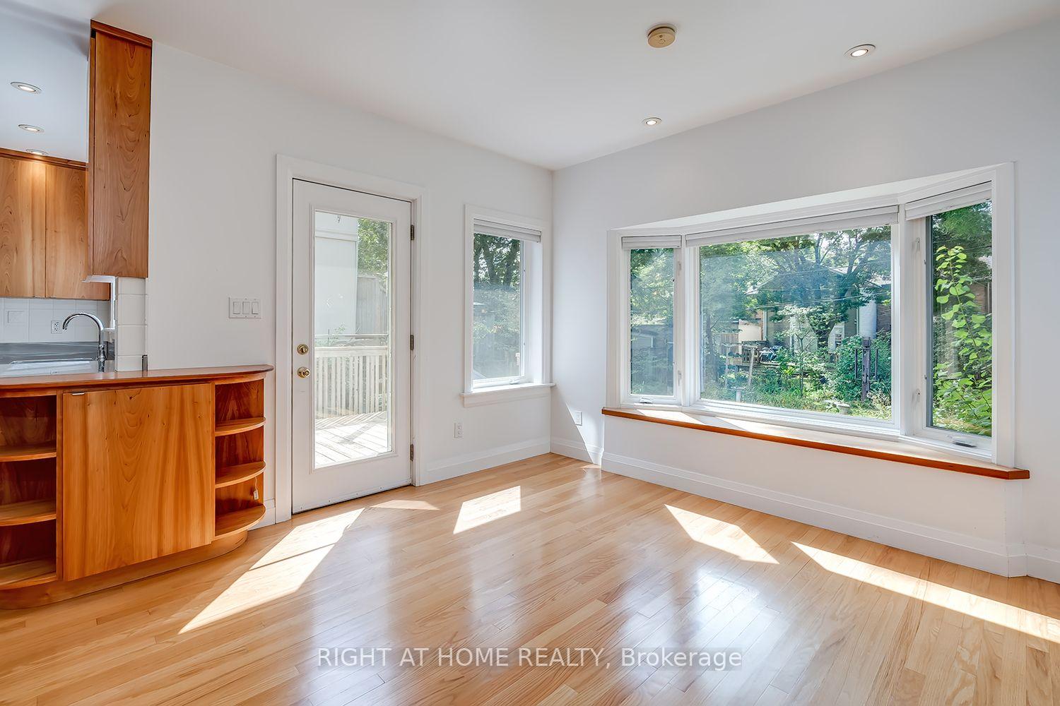 Photo 23 of 32 Belcourt Road, Toronto, Mount Pleasant East — HOMEH