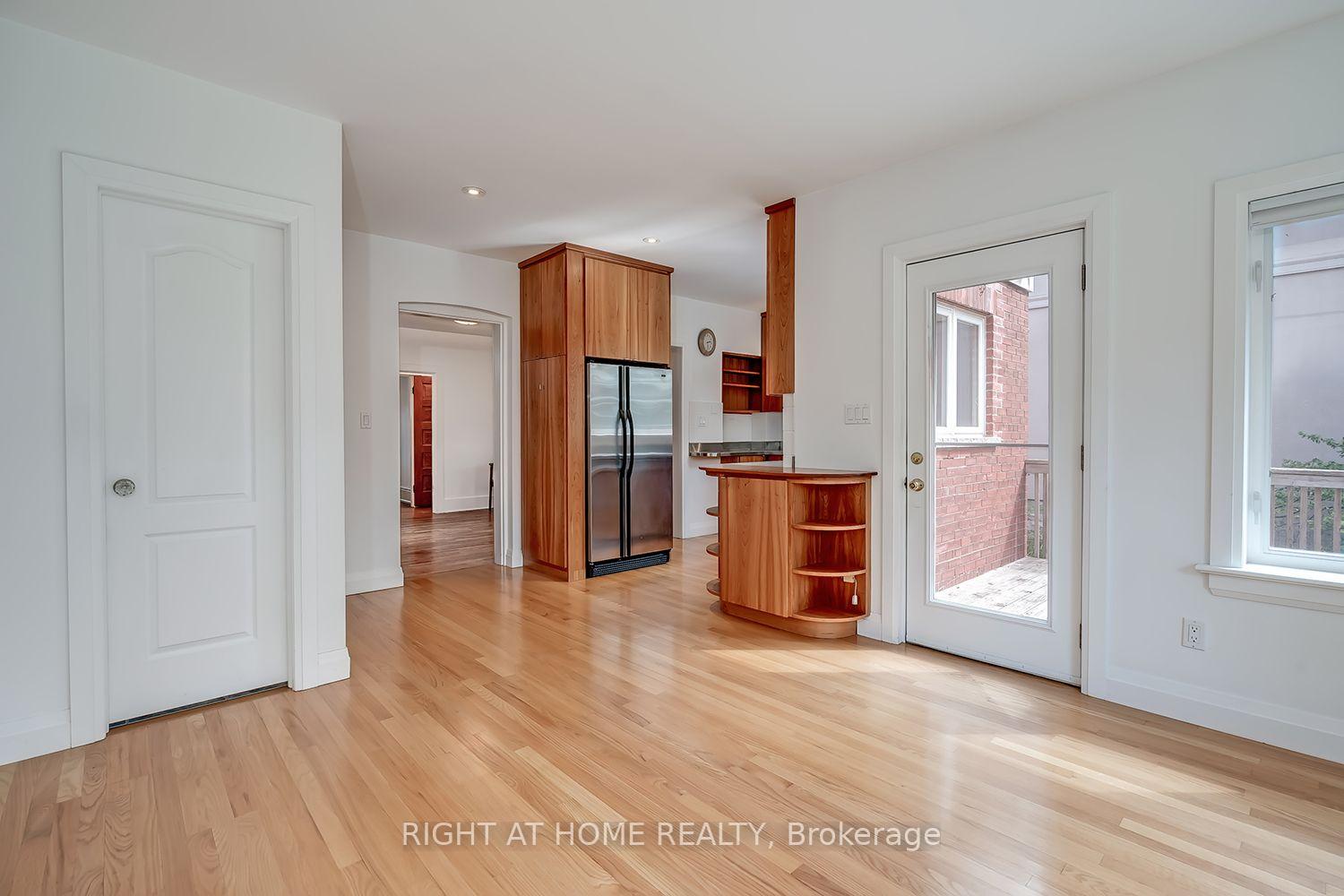 Photo 25 of 32 Belcourt Road, Toronto, Mount Pleasant East — HOMEH