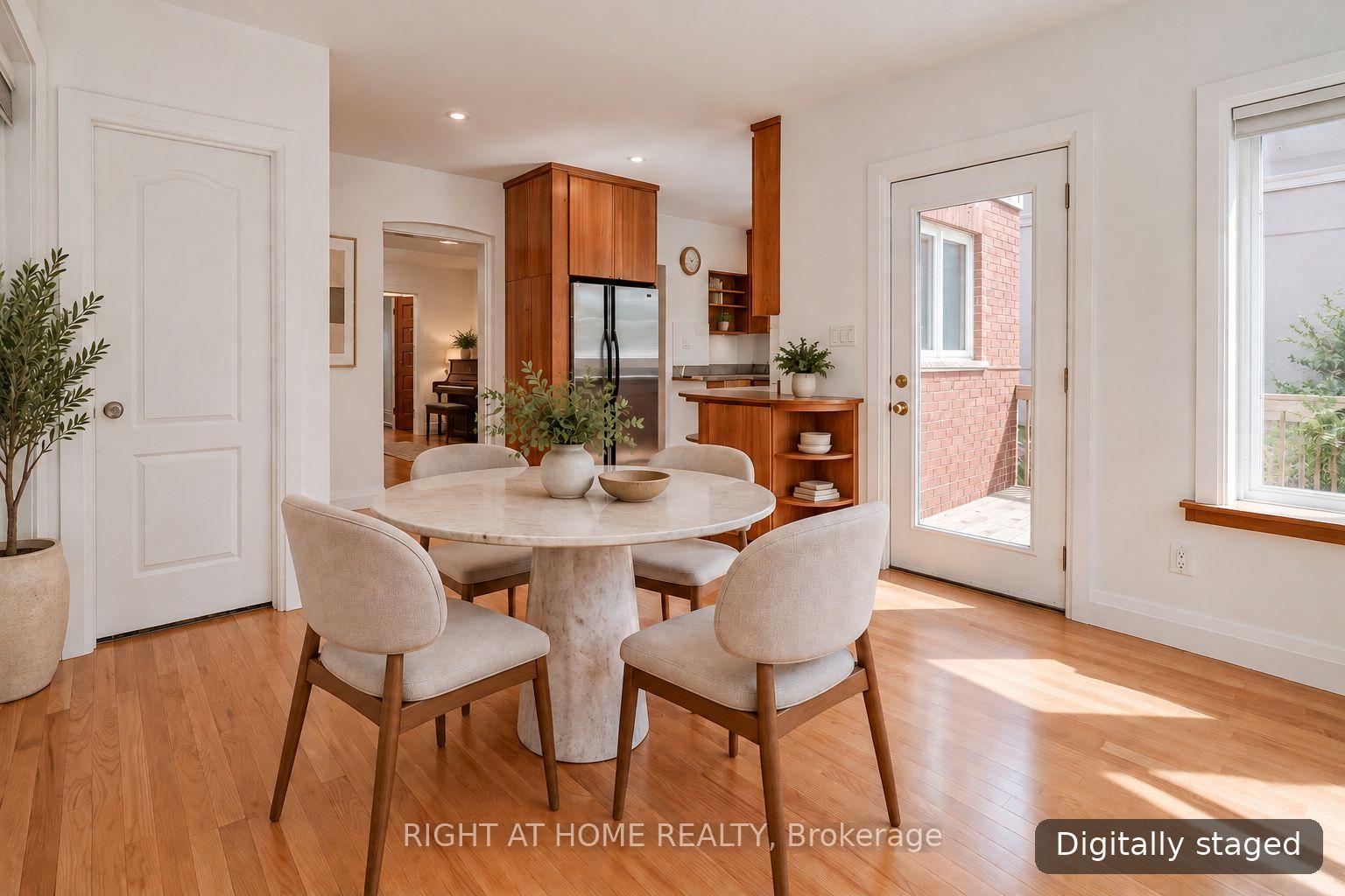 Photo 26 of 32 Belcourt Road, Toronto, Mount Pleasant East — HOMEH