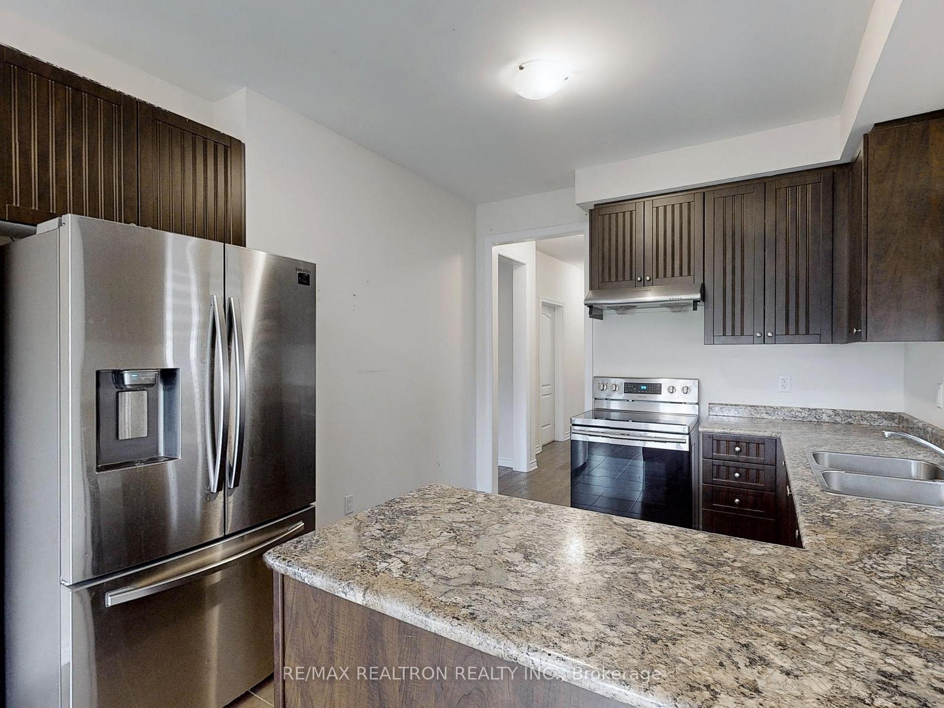 Photo 7 of 30 Jardine Street, Brock, Beaverton — HOMEH