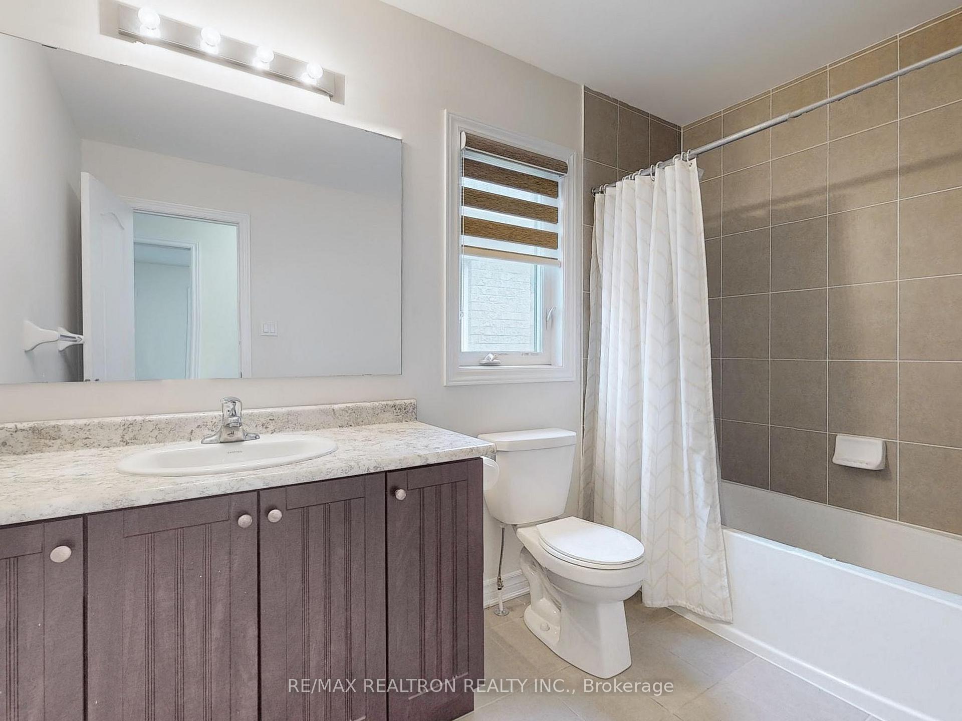 Photo 26 of 30 Jardine Street, Brock, Beaverton — HOMEH