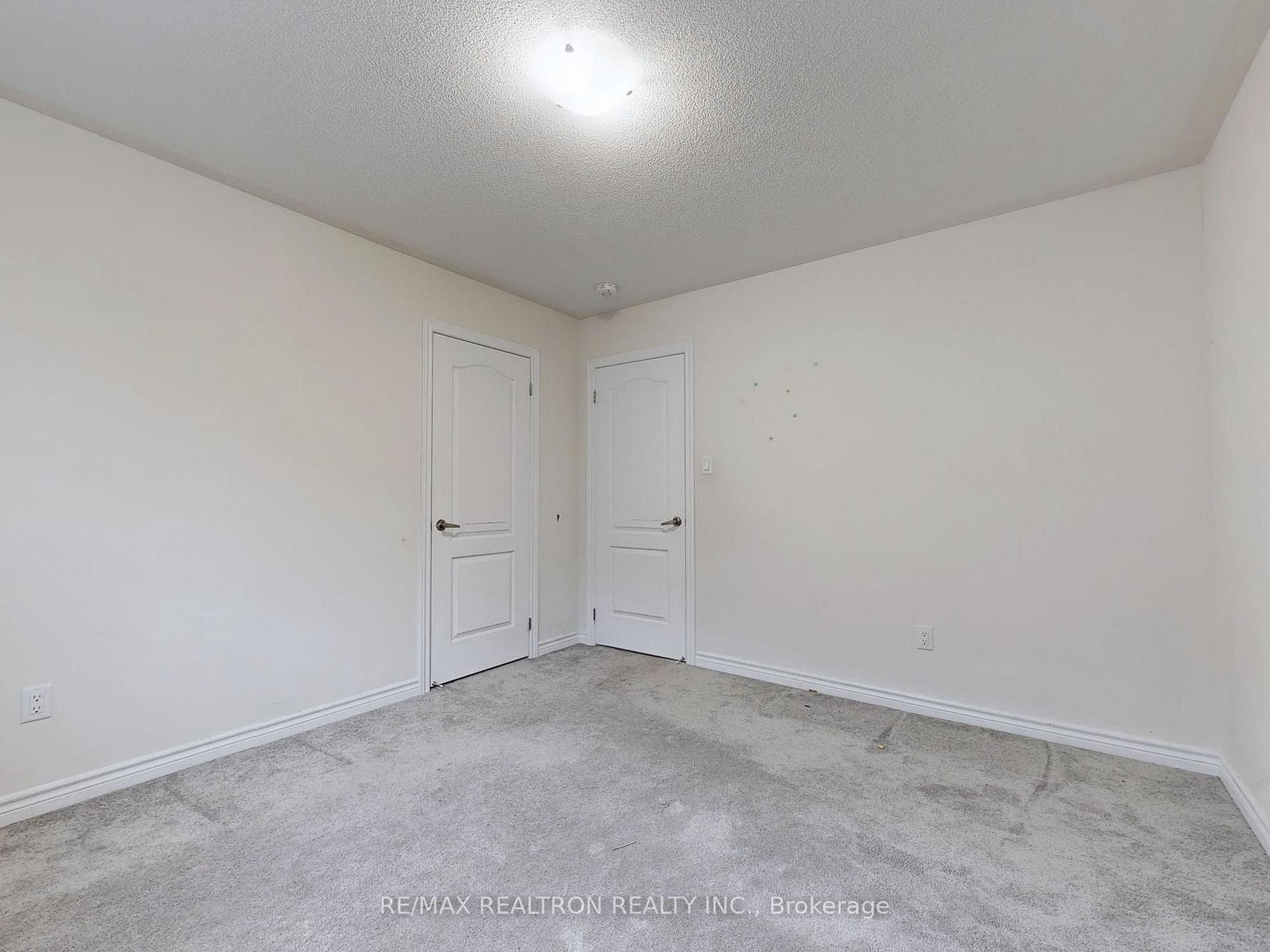 Photo 27 of 30 Jardine Street, Brock, Beaverton — HOMEH