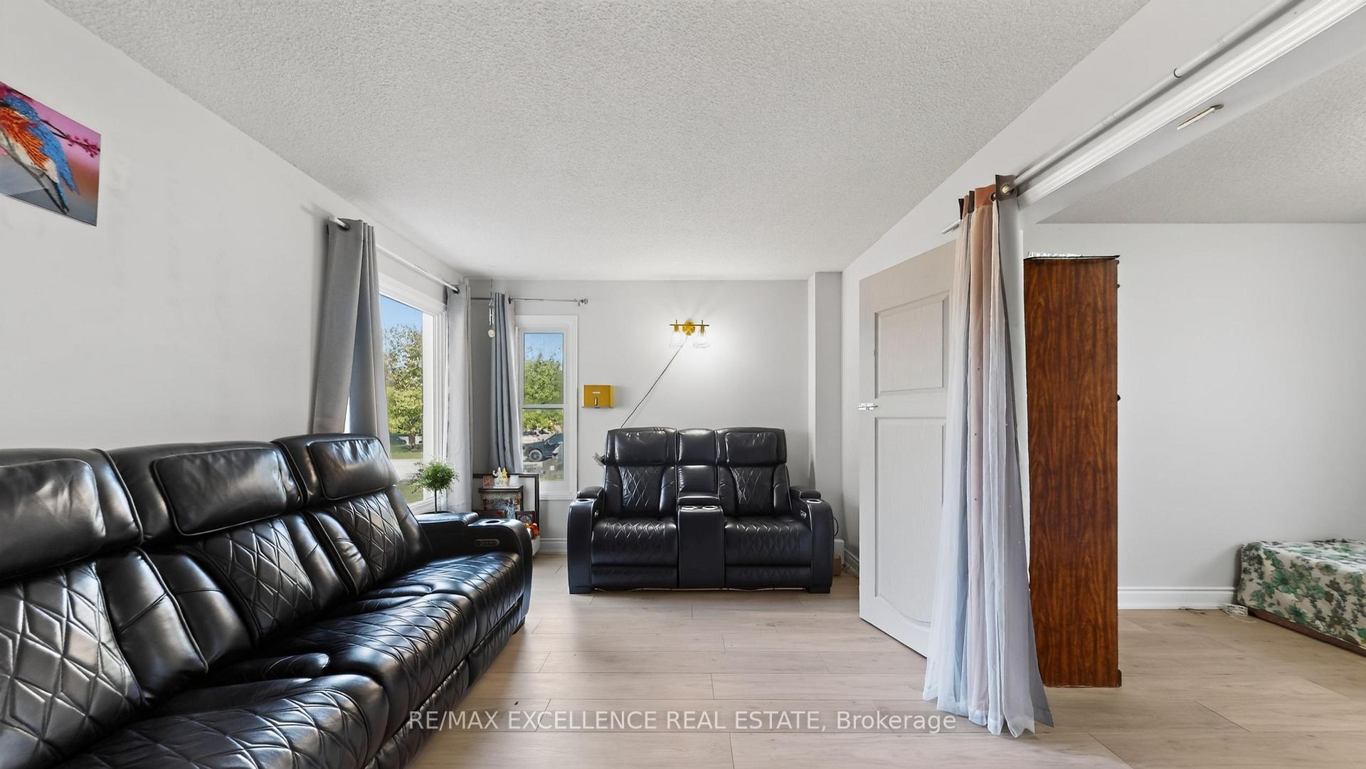 Photo 11 of 133 Cardinal Street, Barrie, Cundles East — HOMEH