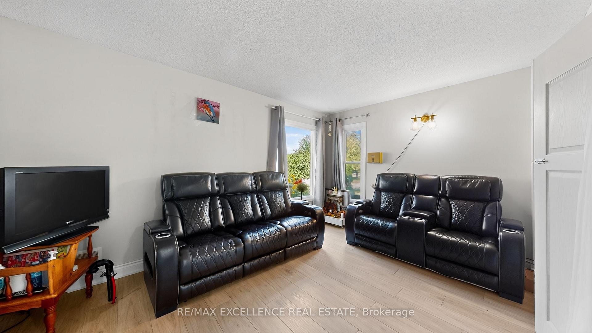 Photo 13 of 133 Cardinal Street, Barrie, Cundles East — HOMEH
