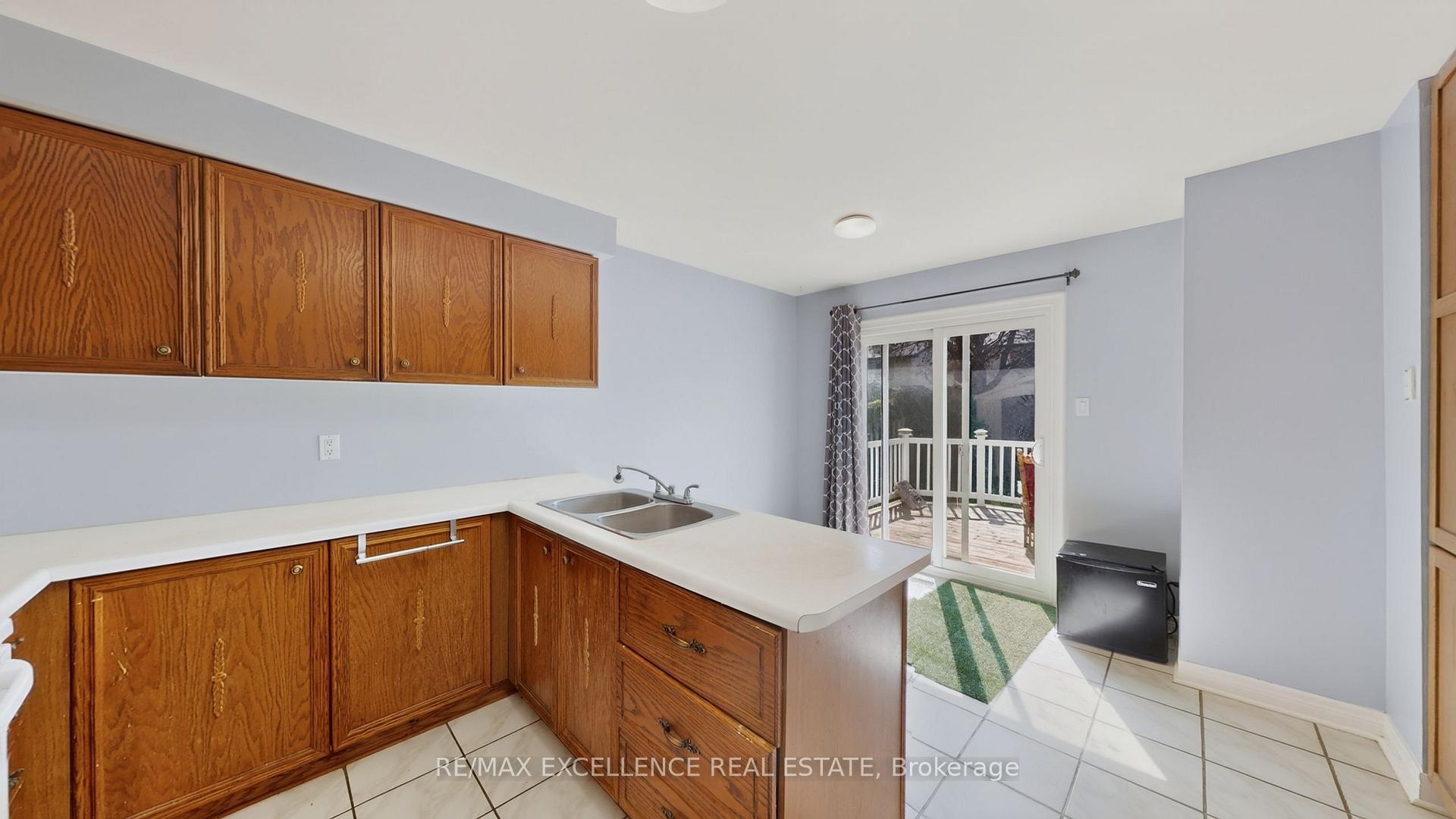 Photo 14 of 133 Cardinal Street, Barrie, Cundles East — HOMEH