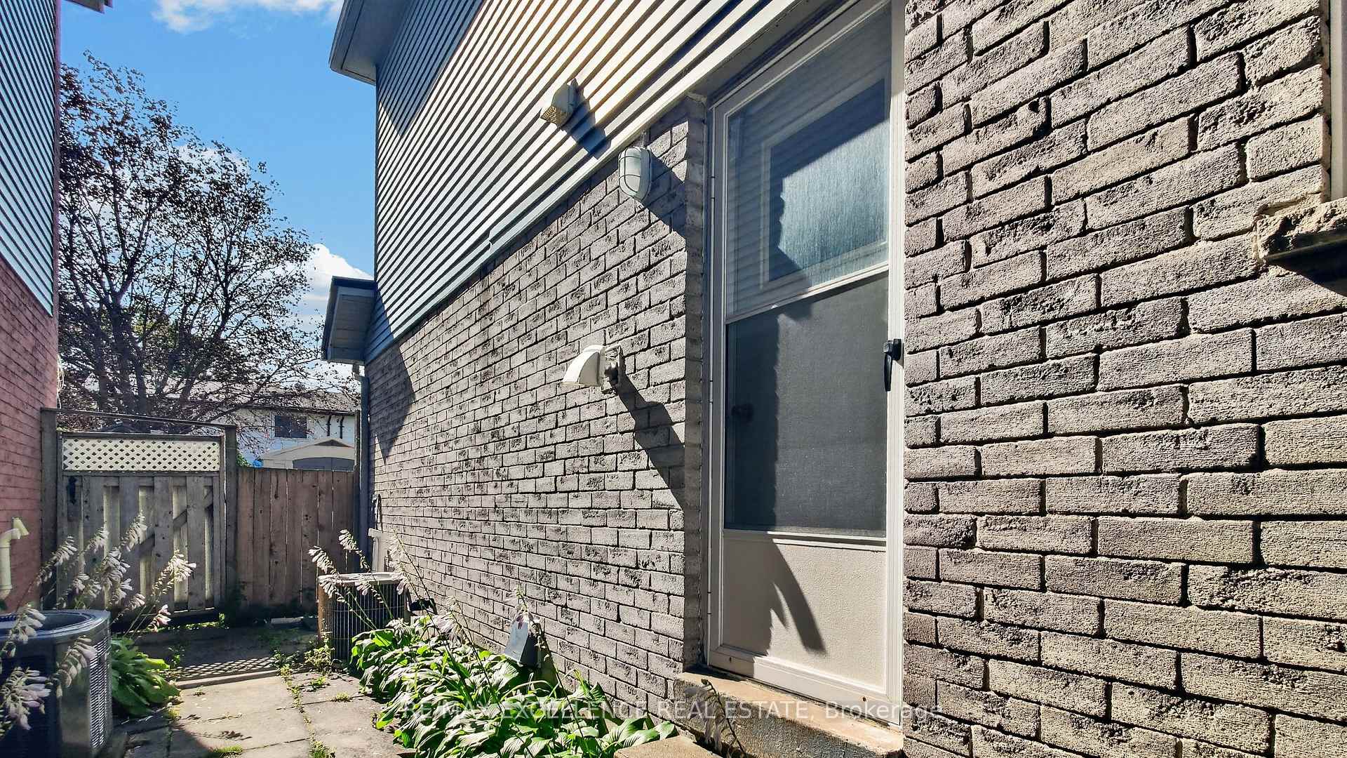 Photo 49 of 133 Cardinal Street, Barrie, Cundles East — HOMEH