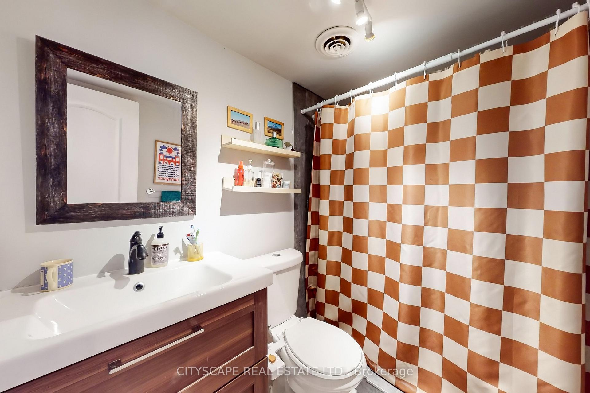 Photo 15 of 467 Keele Street, Toronto, Junction Area — HOMEH