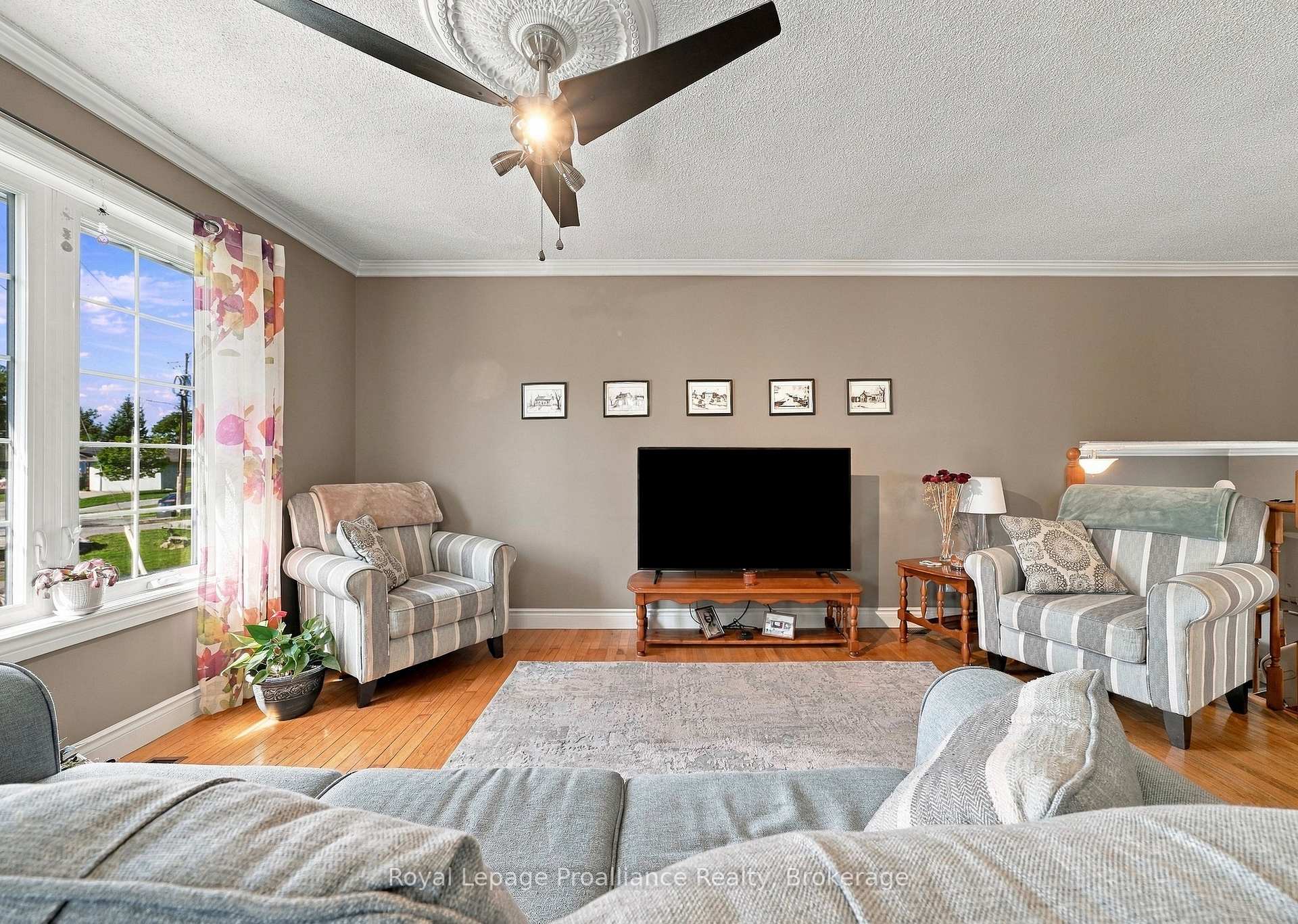 Photo 7 of 99 Westwind Crescent, Prince Edward County, Wellington Ward — HOMEH