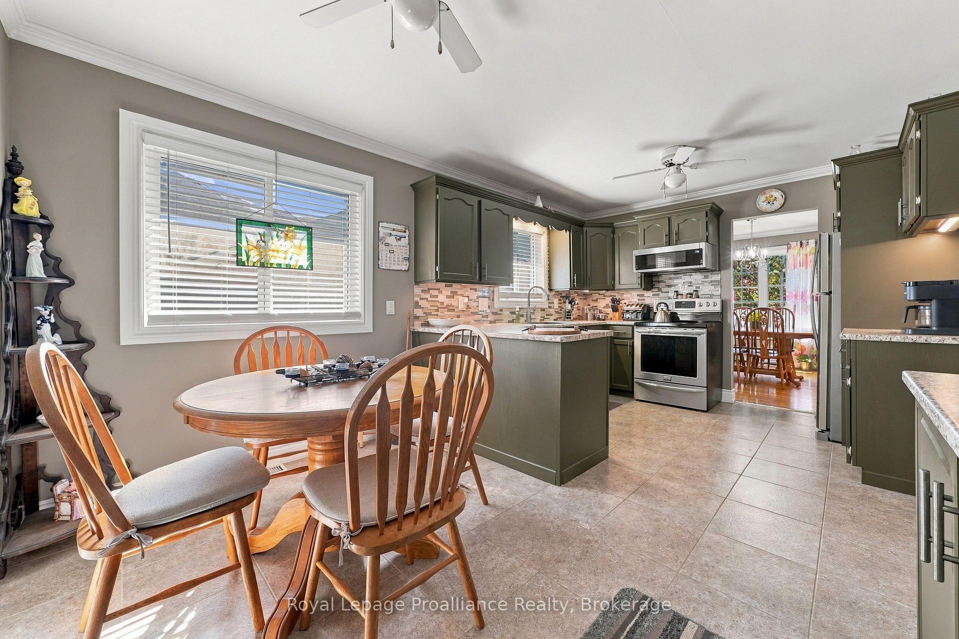 Photo 12 of 99 Westwind Crescent, Prince Edward County, Wellington Ward — HOMEH