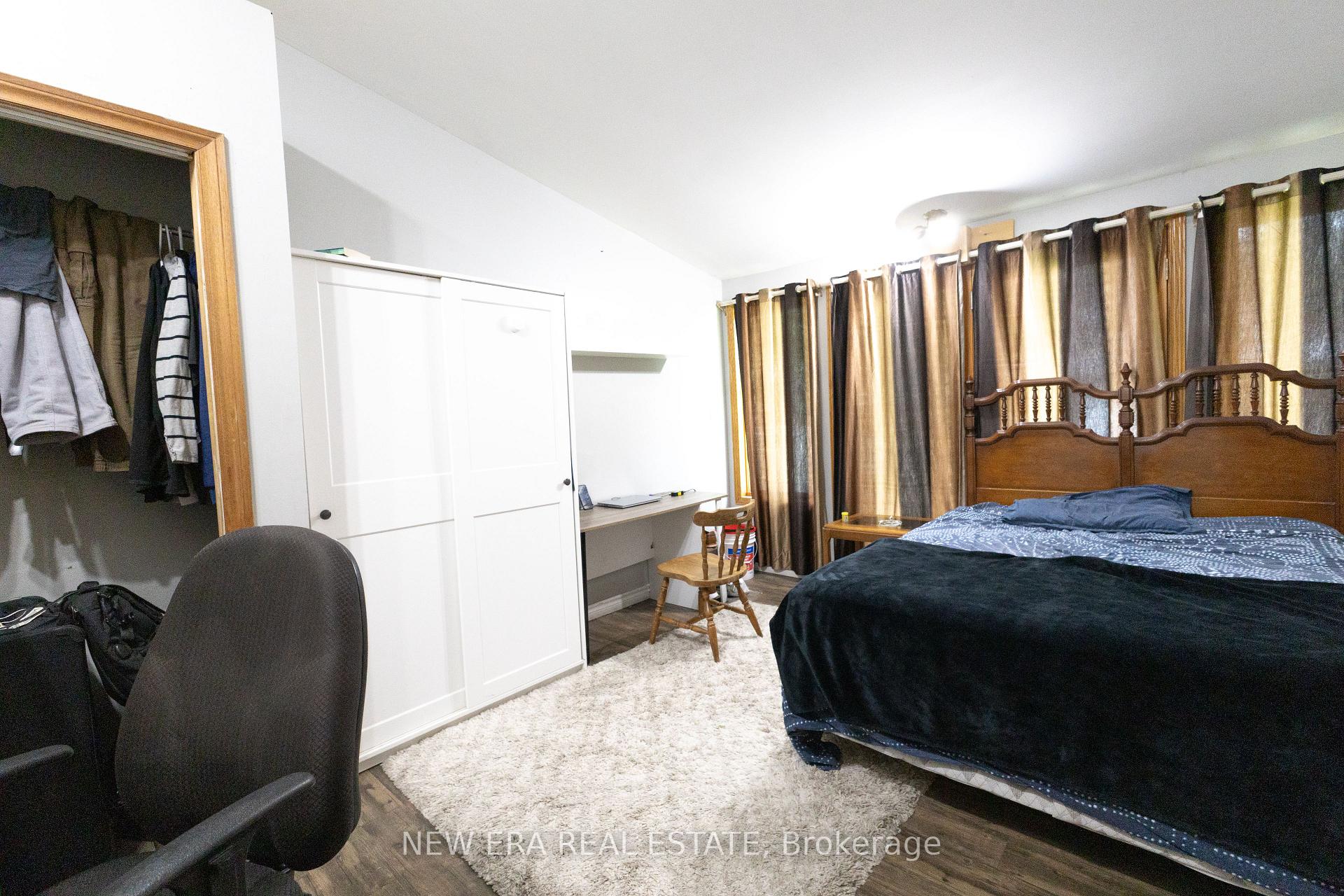 Photo 15 of 58 Amherst Drive, Kitchener, Lower Doon — HOMEH