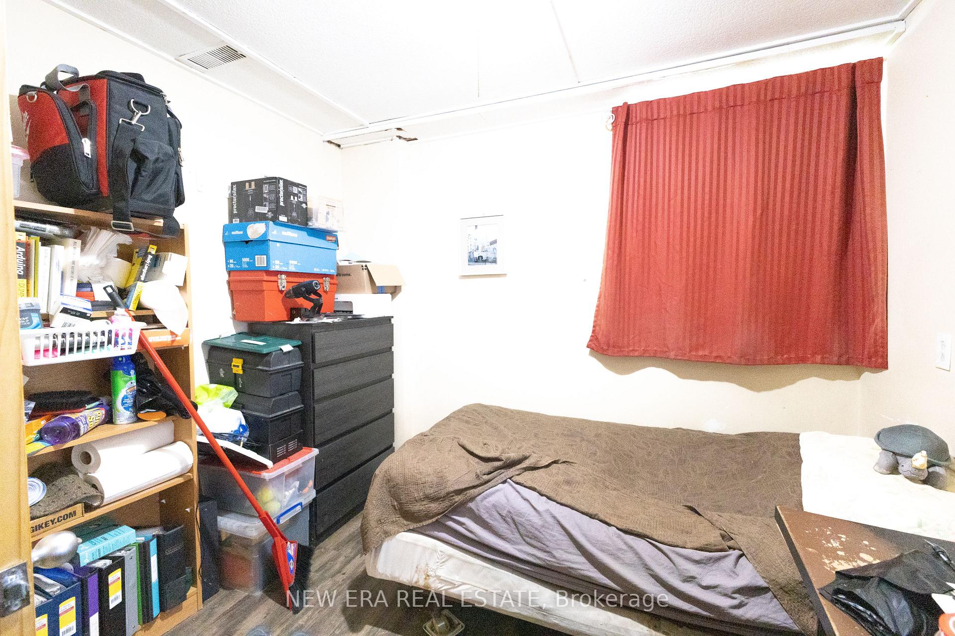 Photo 17 of 58 Amherst Drive, Kitchener, Lower Doon — HOMEH